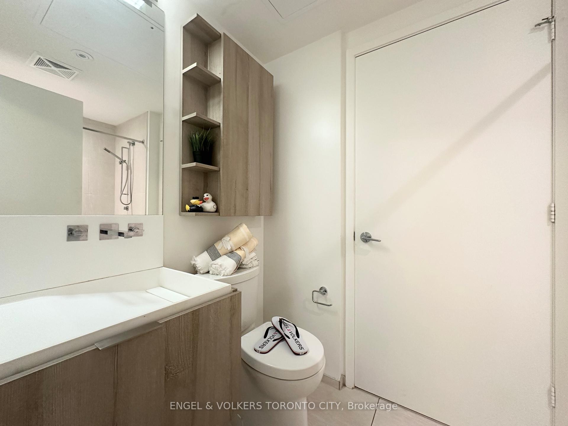 Photo 6 of Unit 720, 101 Charles Street E, Toronto, Church-Yonge Corridor — HOMEH