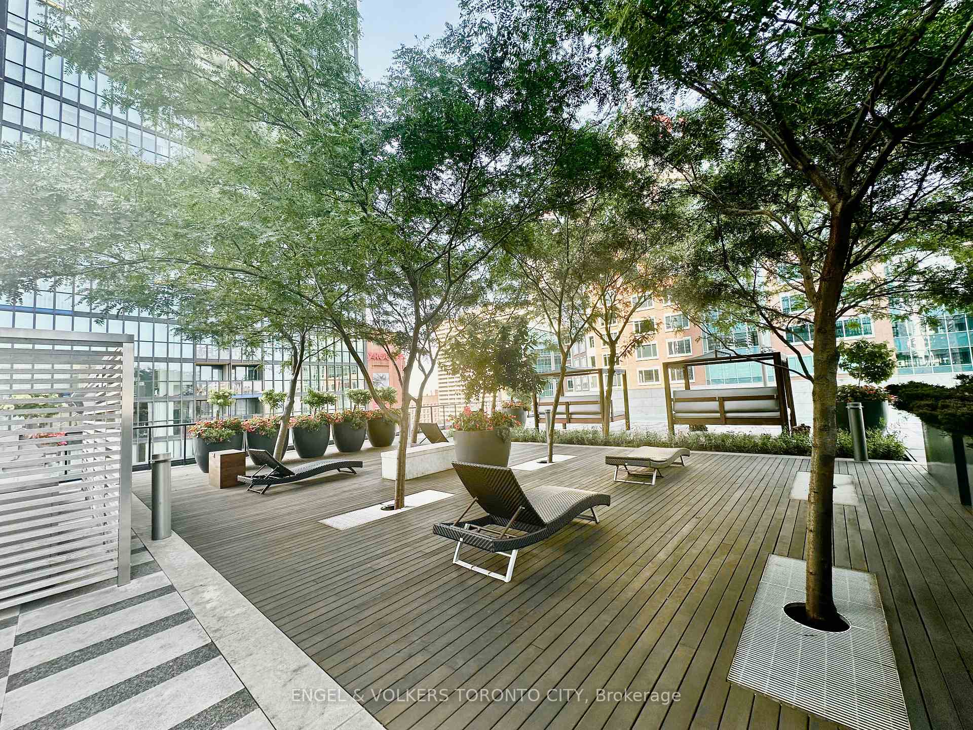 Photo 13 of Unit 720, 101 Charles Street E, Toronto, Church-Yonge Corridor — HOMEH