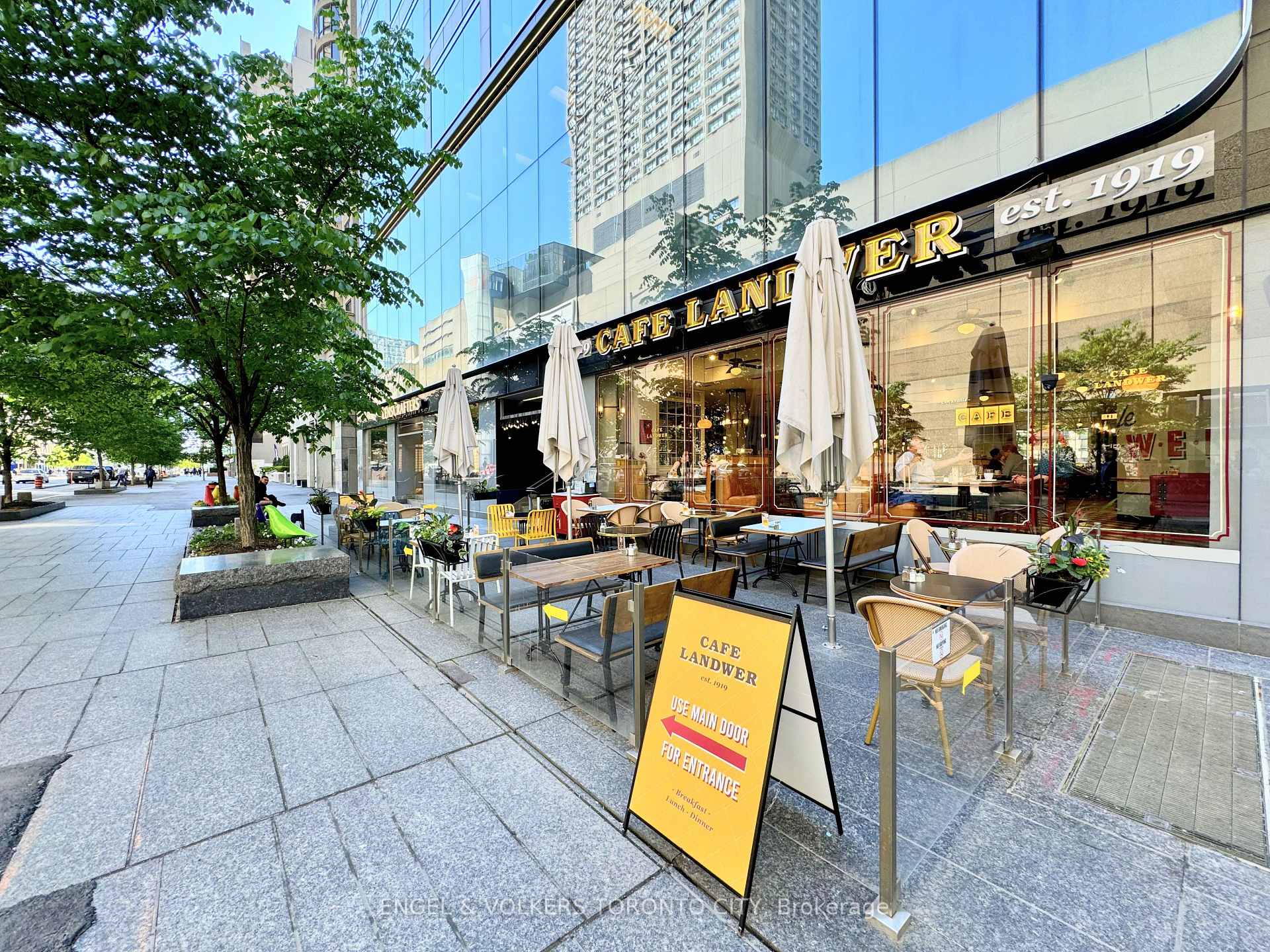 Photo 19 of Unit 720, 101 Charles Street E, Toronto, Church-Yonge Corridor — HOMEH