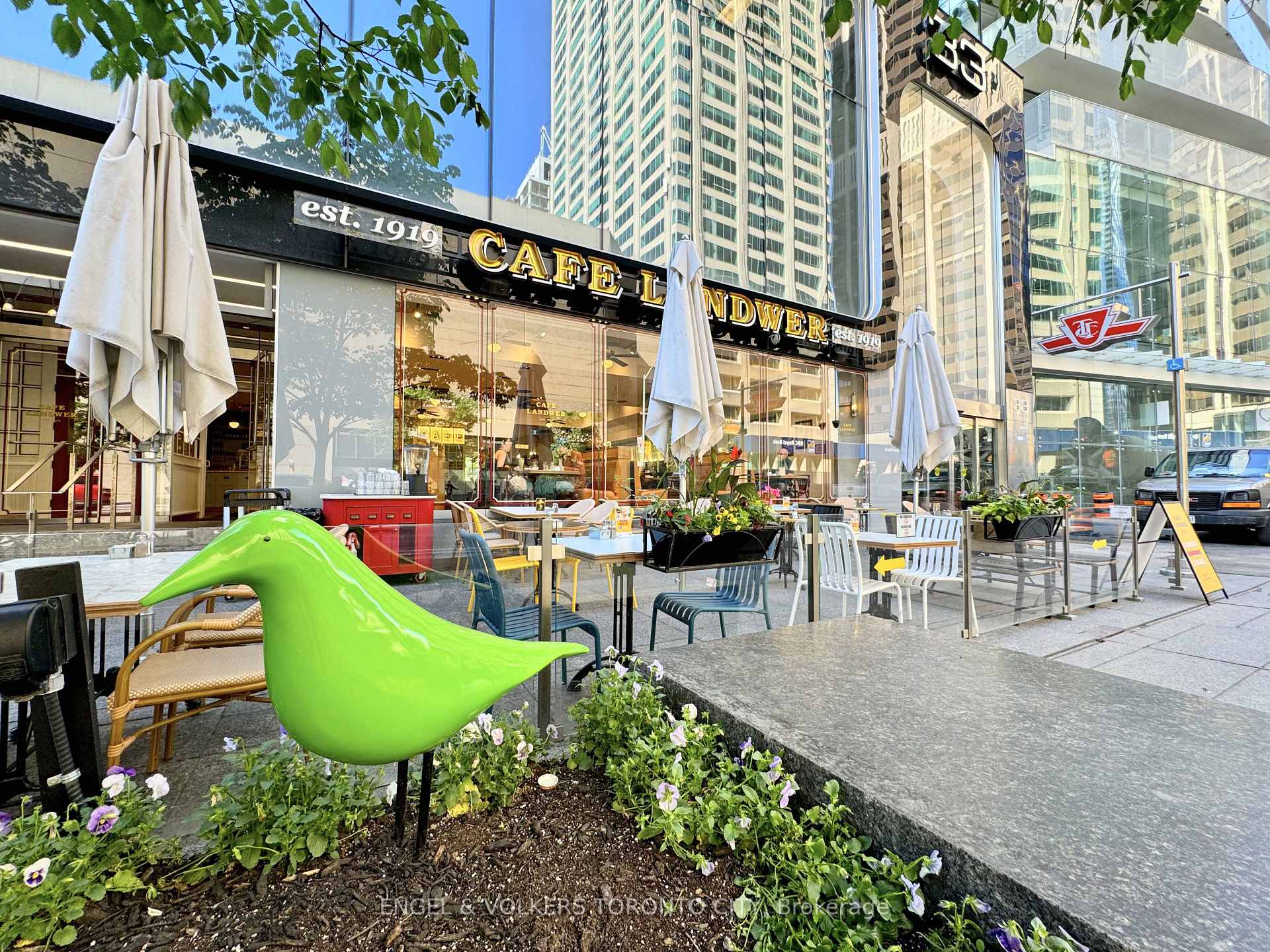 Photo 20 of Unit 720, 101 Charles Street E, Toronto, Church-Yonge Corridor — HOMEH