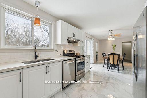 Photo 13 of 400 Dayfoot Street, New Tecumseth, Beeton — HOMEH