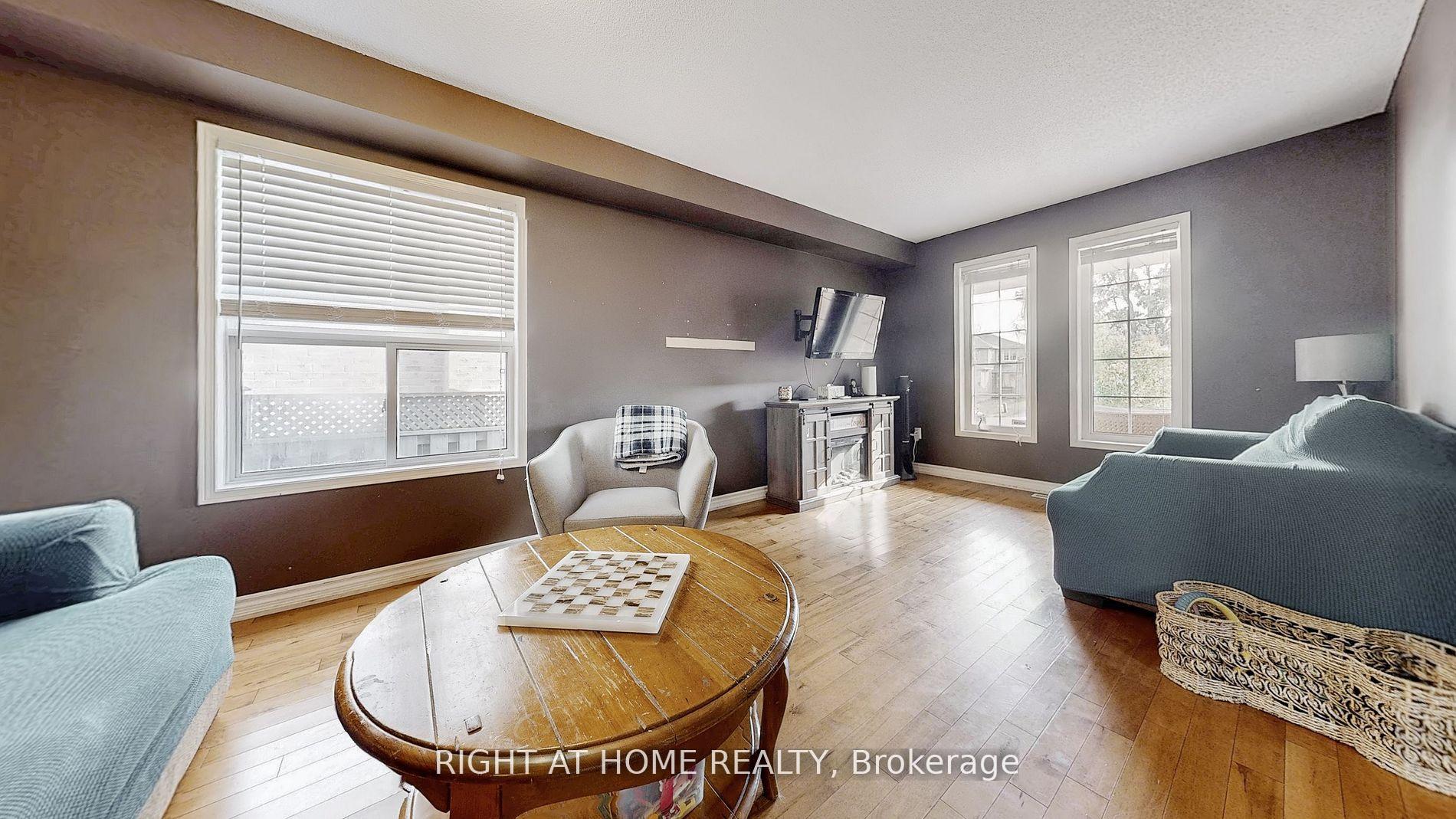 Photo 4 of 99 Widgeon Street, Barrie, Painswick South — HOMEH