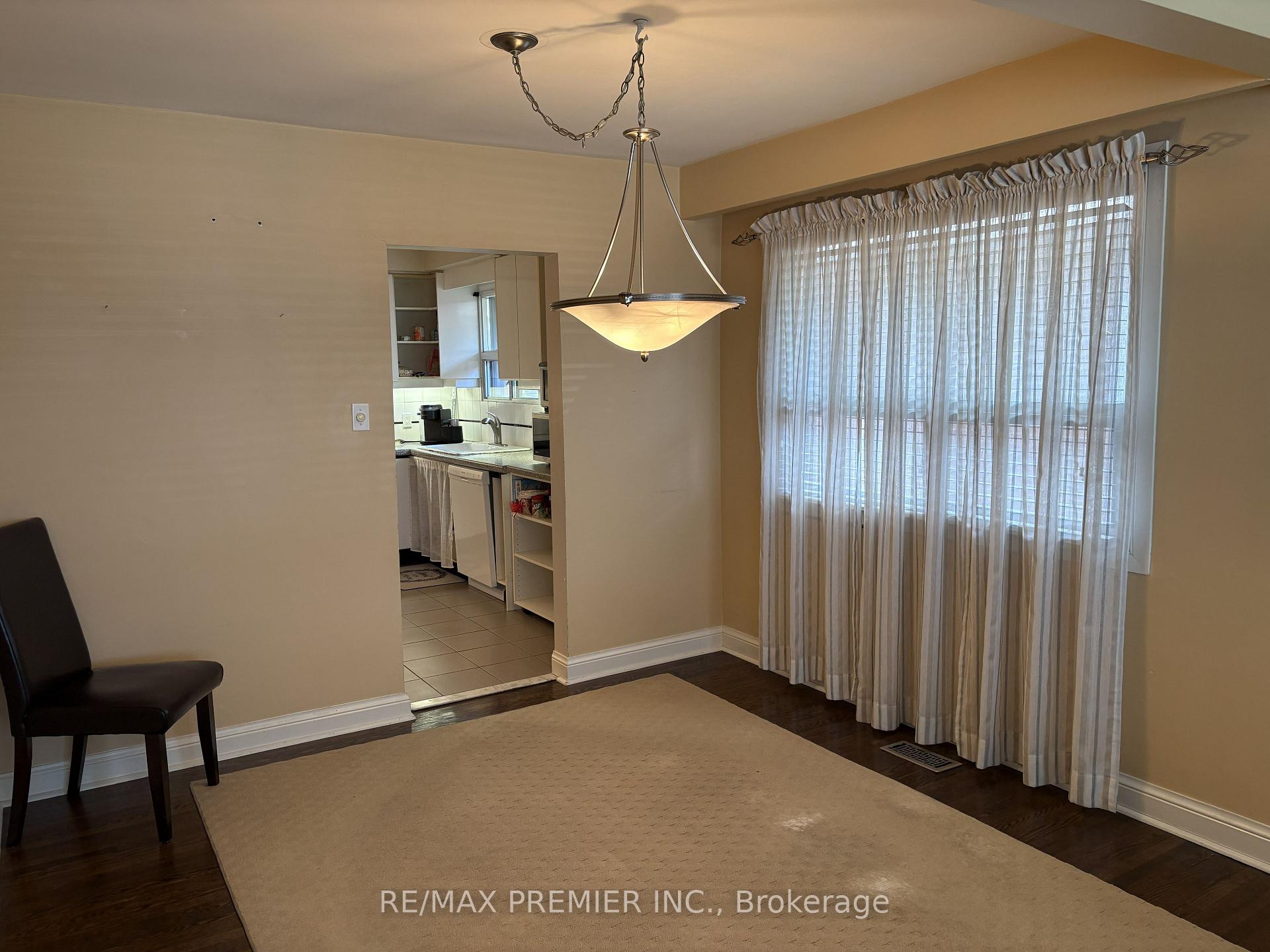 Photo 7 of 2979 Weston Road, North York, Humberlea-Pelmo Park — HOMEH