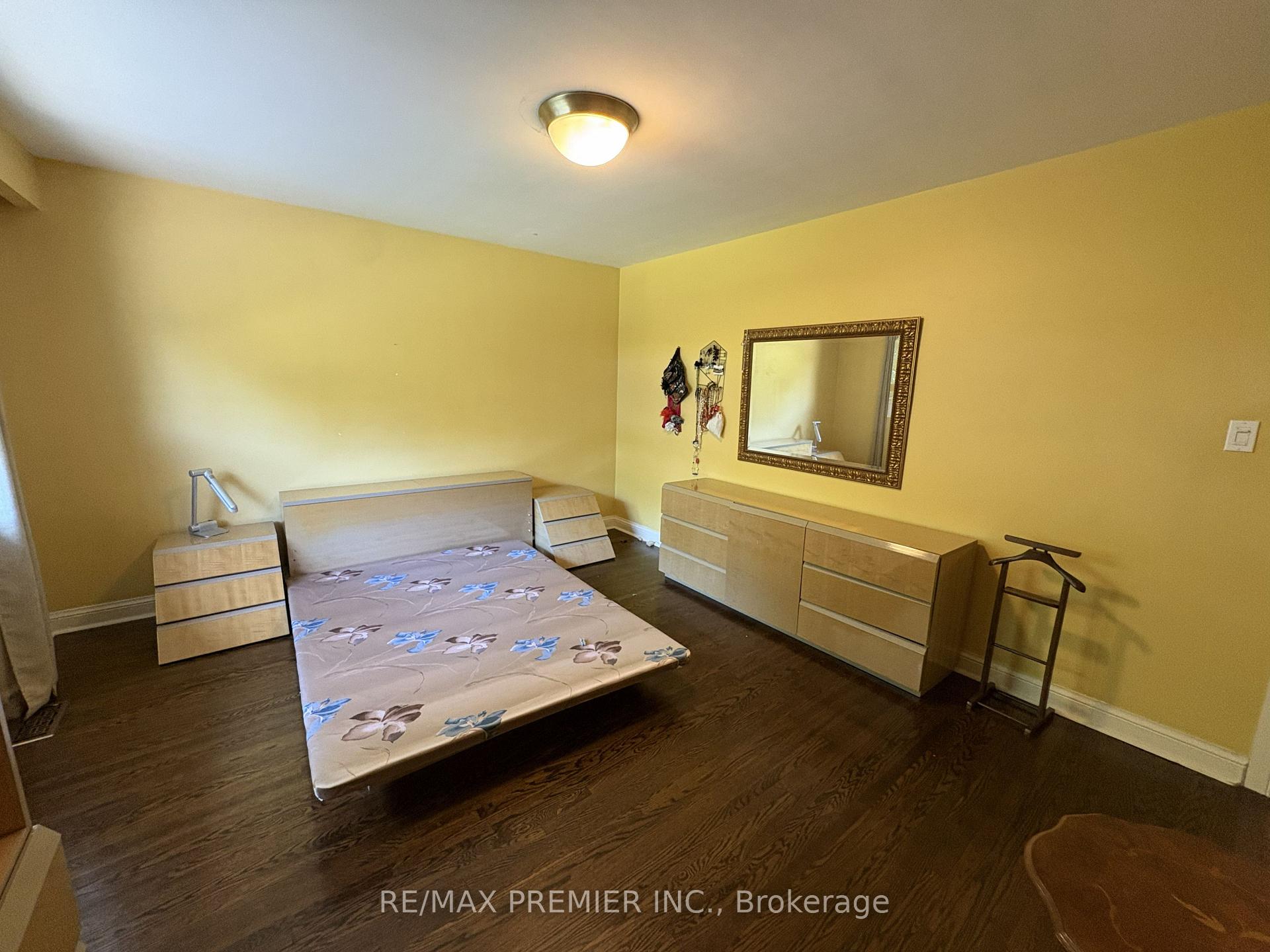 Photo 18 of 2979 Weston Road, North York, Humberlea-Pelmo Park — HOMEH