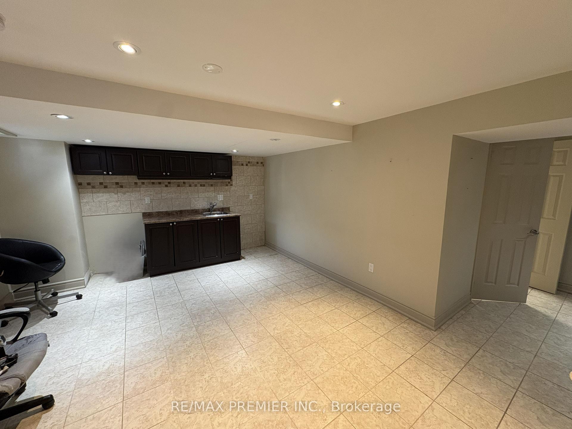 Photo 20 of 2979 Weston Road, North York, Humberlea-Pelmo Park — HOMEH
