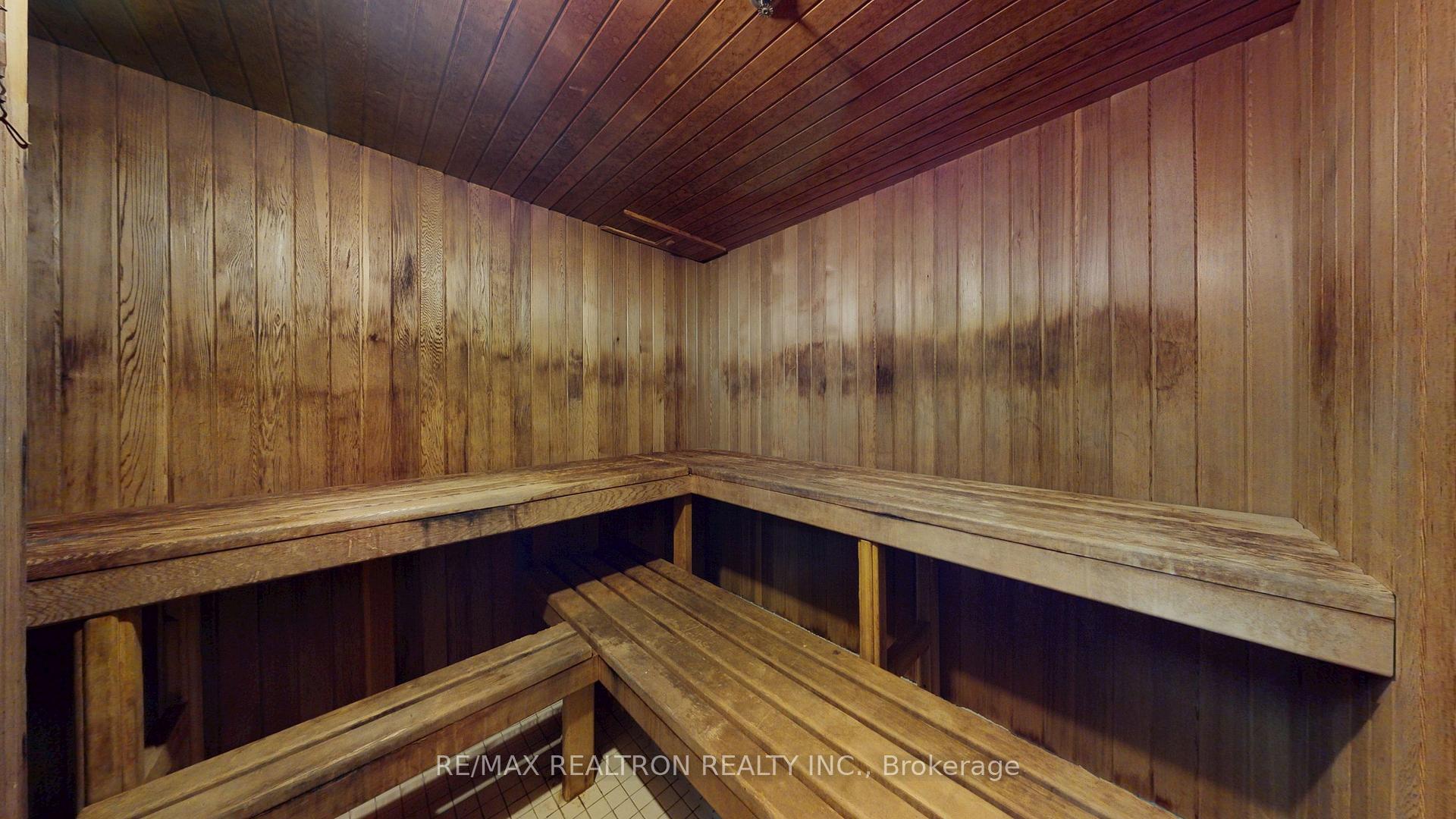 Photo 27 of 14924 Yonge Street, Aurora, Aurora Highlands — HOMEH