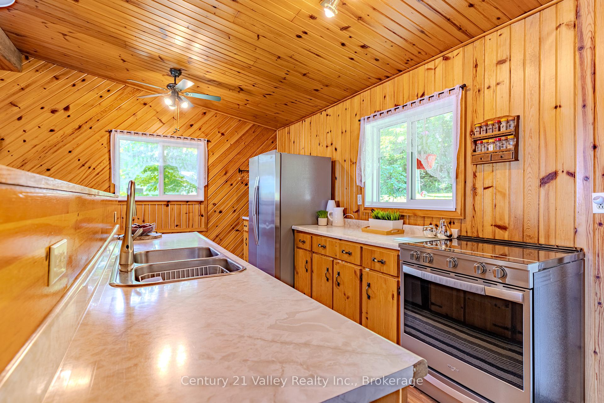 Photo 16 of 141 Mulberry Lane, Bonnechere Valley, Eganville/Bonnechere Twp — HOMEH