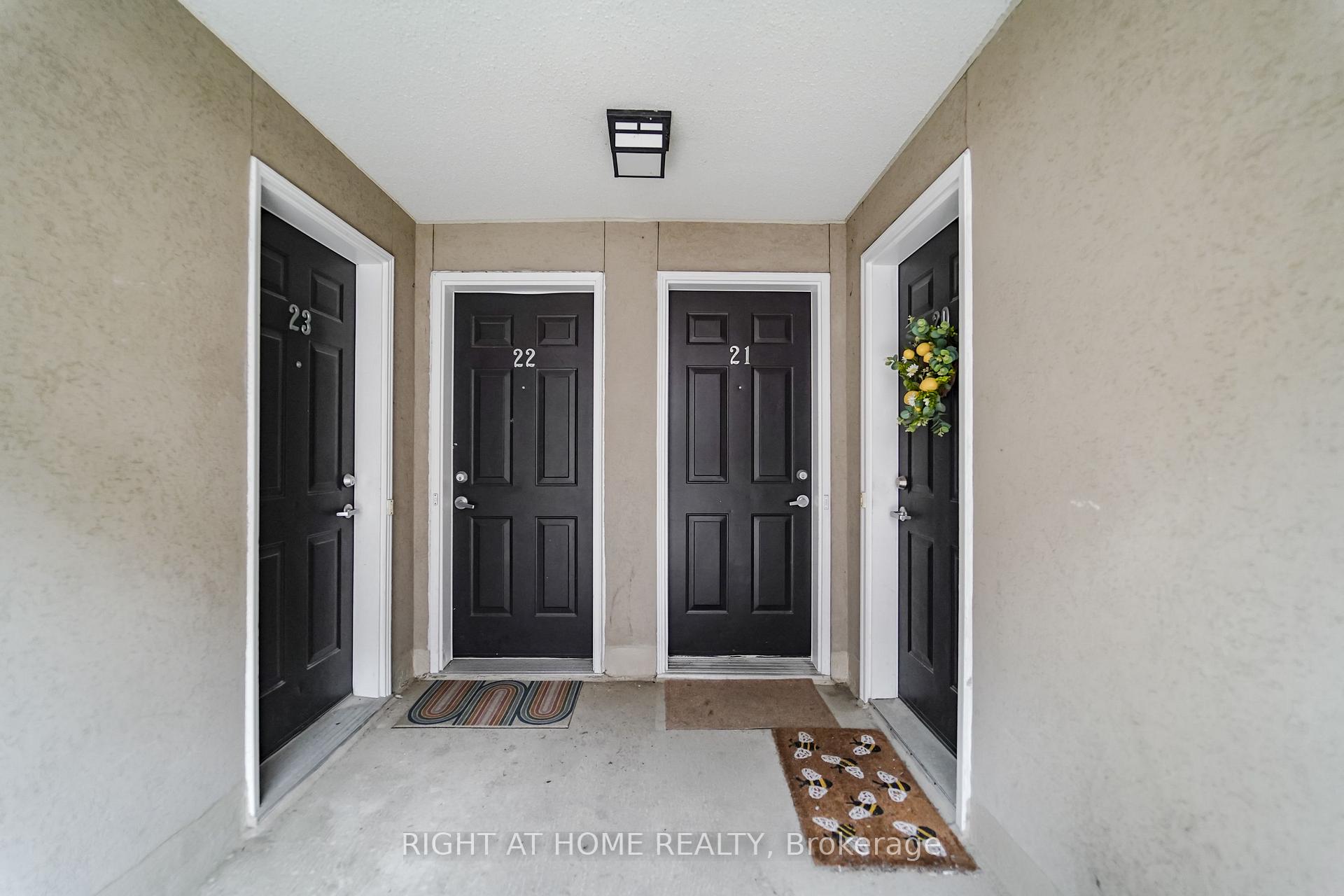 Photo 5 of Unit 22, 108 Redpath Avenue, Toronto, Mount Pleasant West — HOMEH