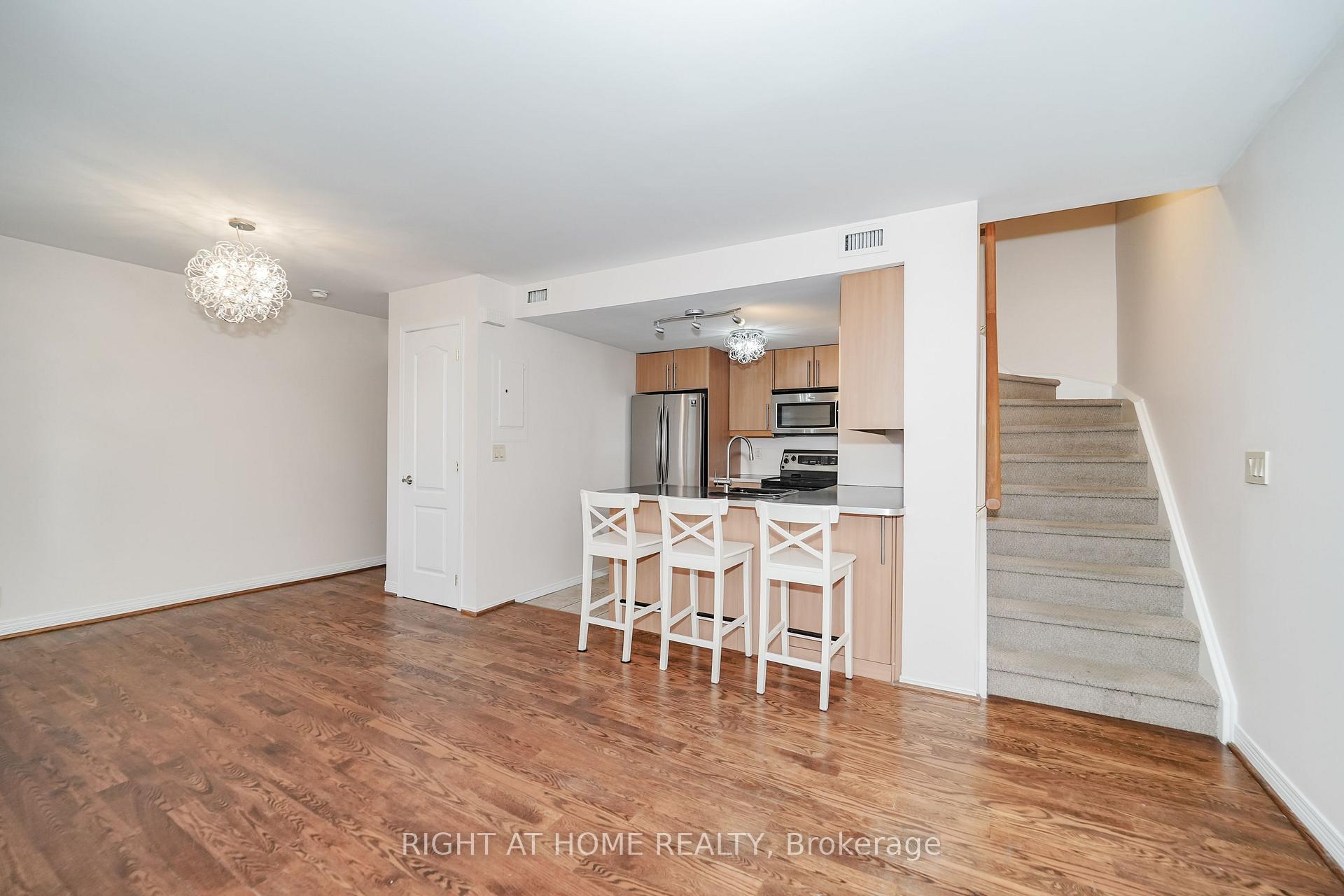 Photo 9 of Unit 22, 108 Redpath Avenue, Toronto, Mount Pleasant West — HOMEH