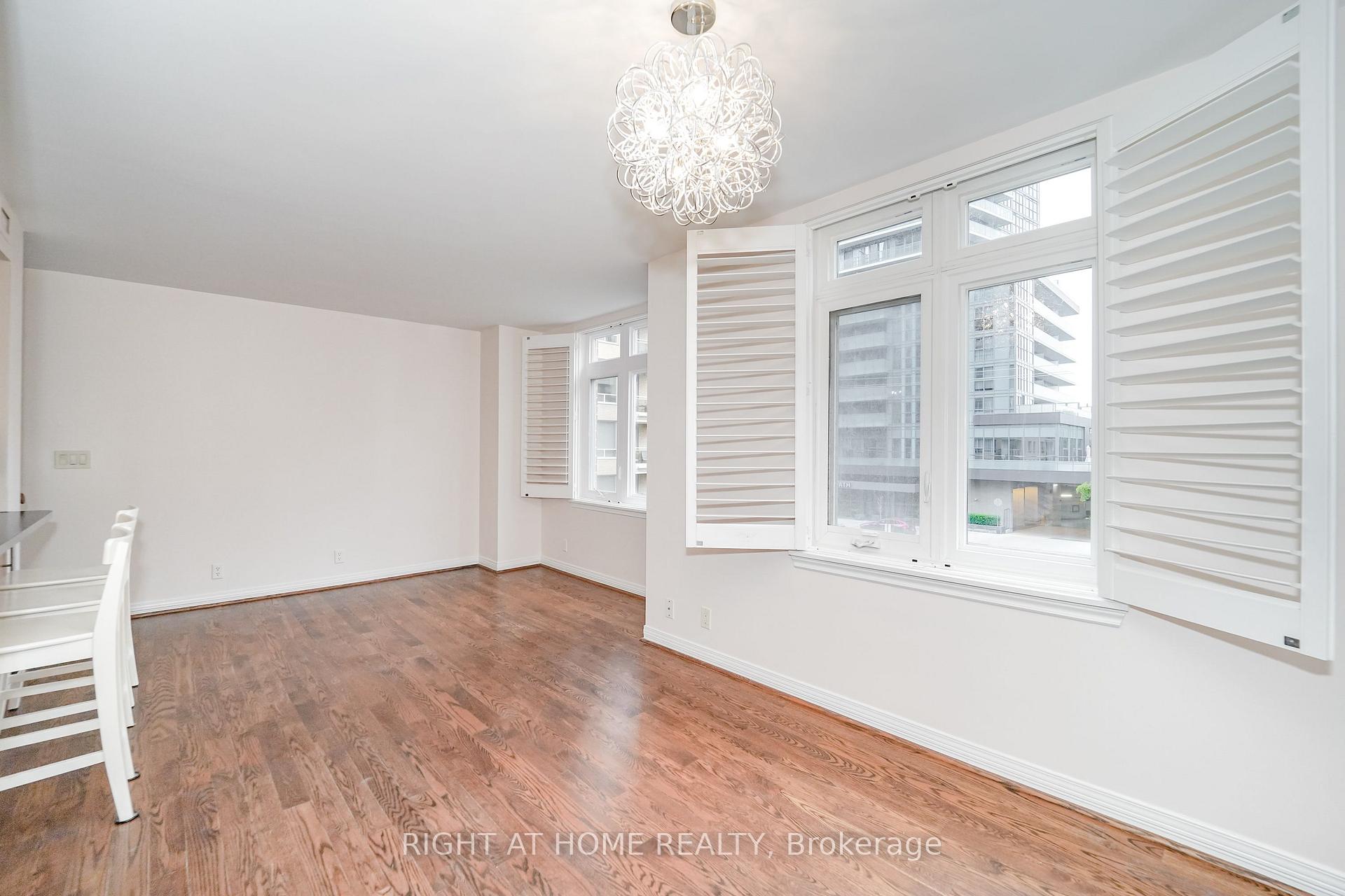 Photo 10 of Unit 22, 108 Redpath Avenue, Toronto, Mount Pleasant West — HOMEH