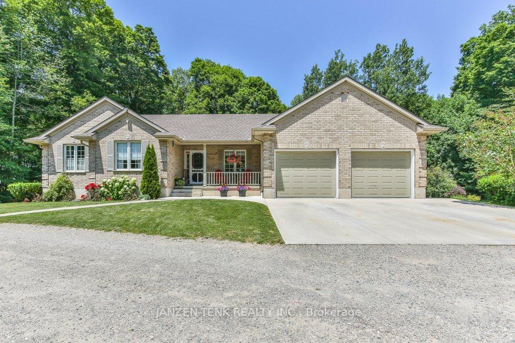 Photo 4 of 5757 Carter Road, Malahide, Rural Malahide — HOMEH