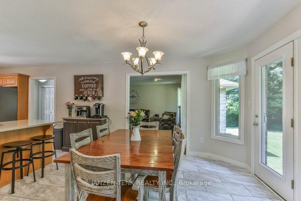 Photo 13 of 5757 Carter Road, Malahide, Rural Malahide — HOMEH