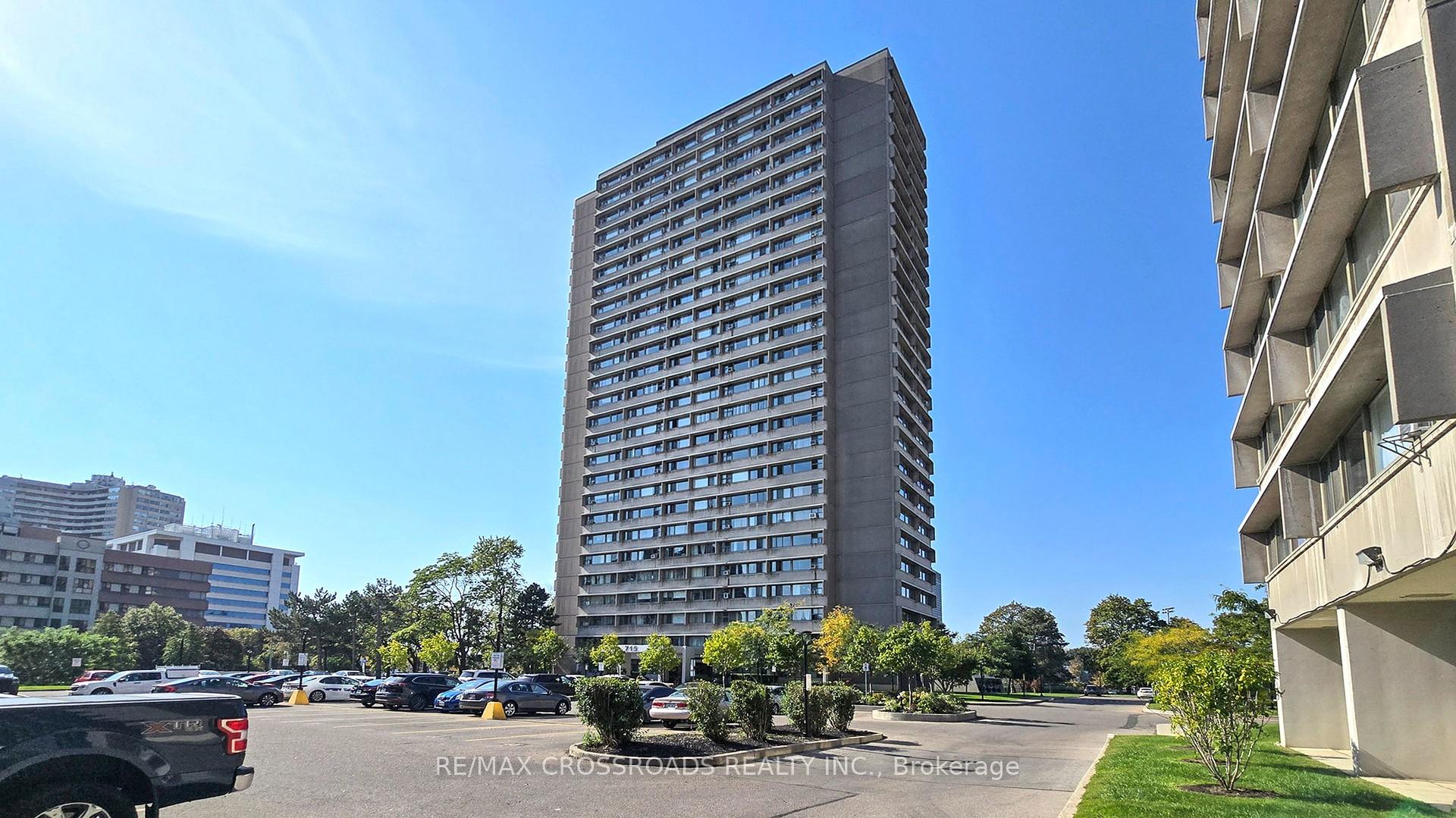 Front of Unit 208, 715 Don Mills Road