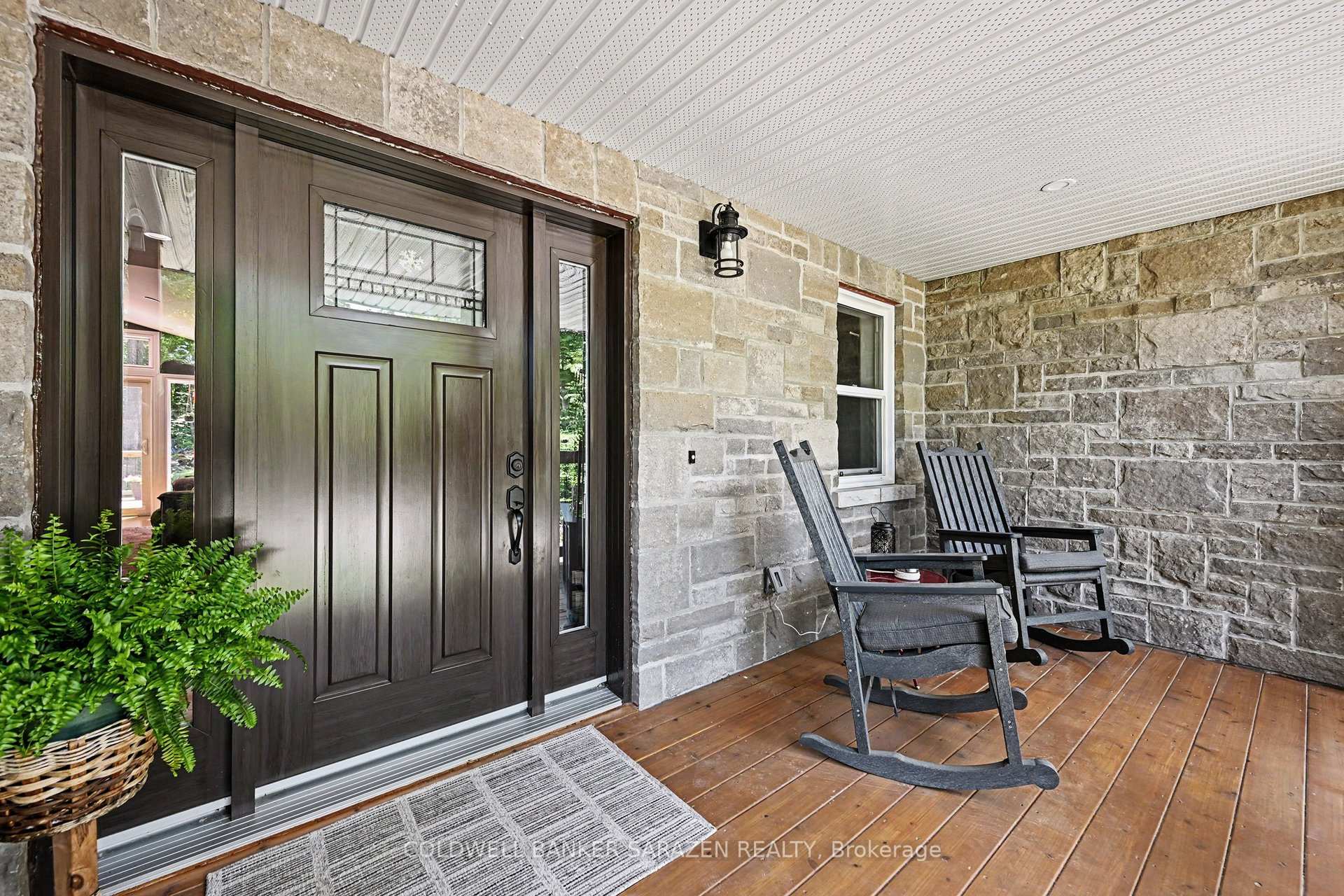 Photo 3 of 78 Deerfield Drive, McNab/Braeside, Mcnab/Braeside Twps — HOMEH