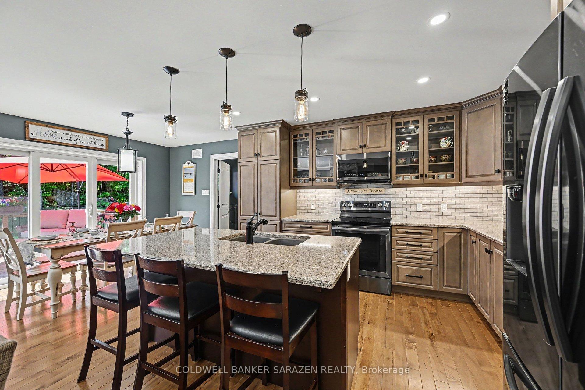 Photo 9 of 78 Deerfield Drive, McNab/Braeside, Mcnab/Braeside Twps — HOMEH