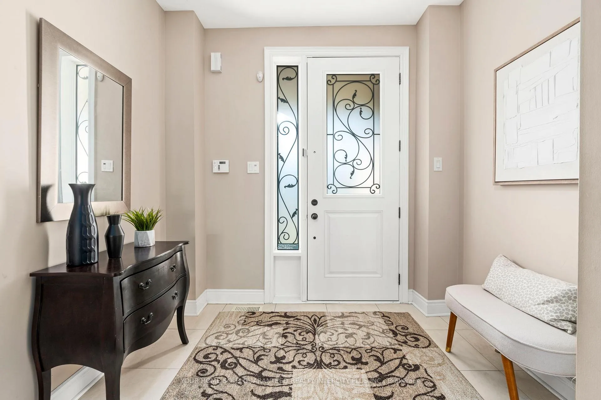 Photo 3 of 137 Lindbergh Drive, Vaughan, Vellore Village — HOMEH