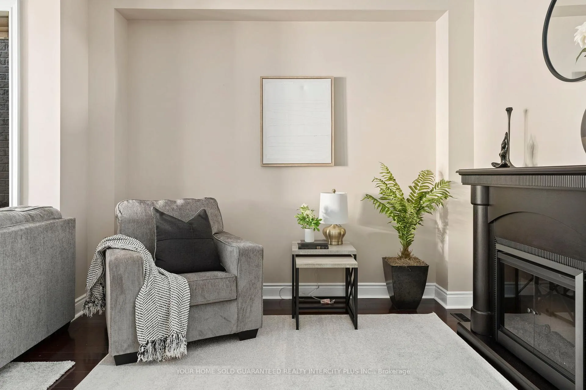 Photo 6 of 137 Lindbergh Drive, Vaughan, Vellore Village — HOMEH