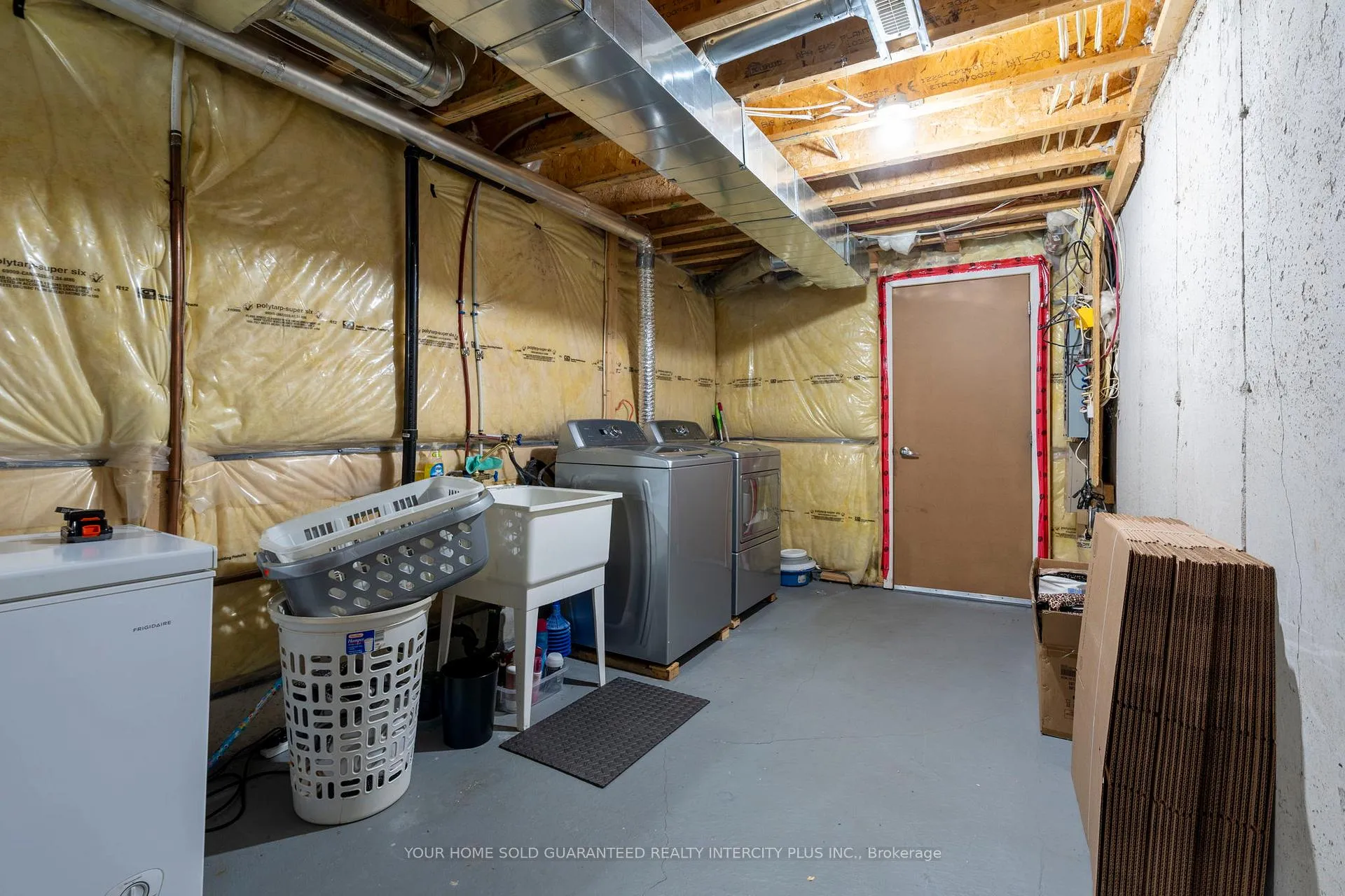 Photo 26 of 137 Lindbergh Drive, Vaughan, Vellore Village — HOMEH