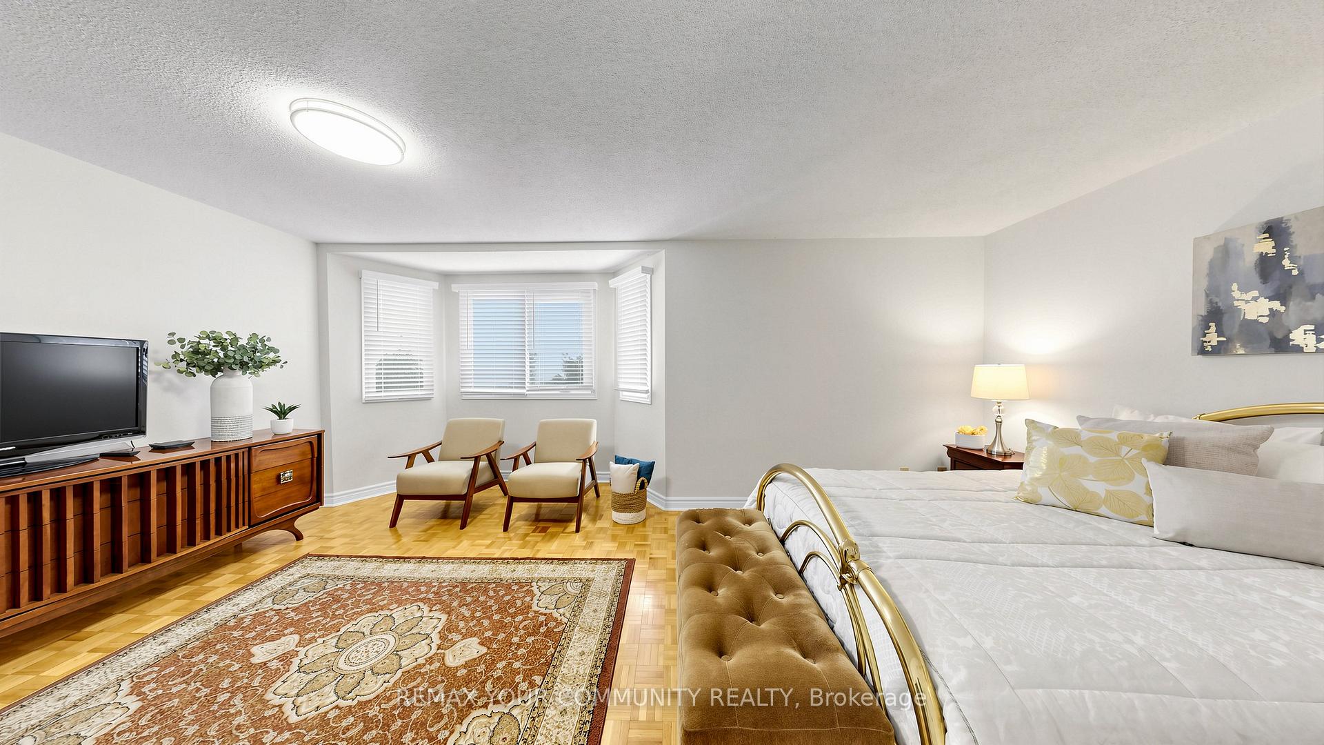 Photo 17 of 19 Ivano Mews, Vaughan, East Woodbridge — HOMEH
