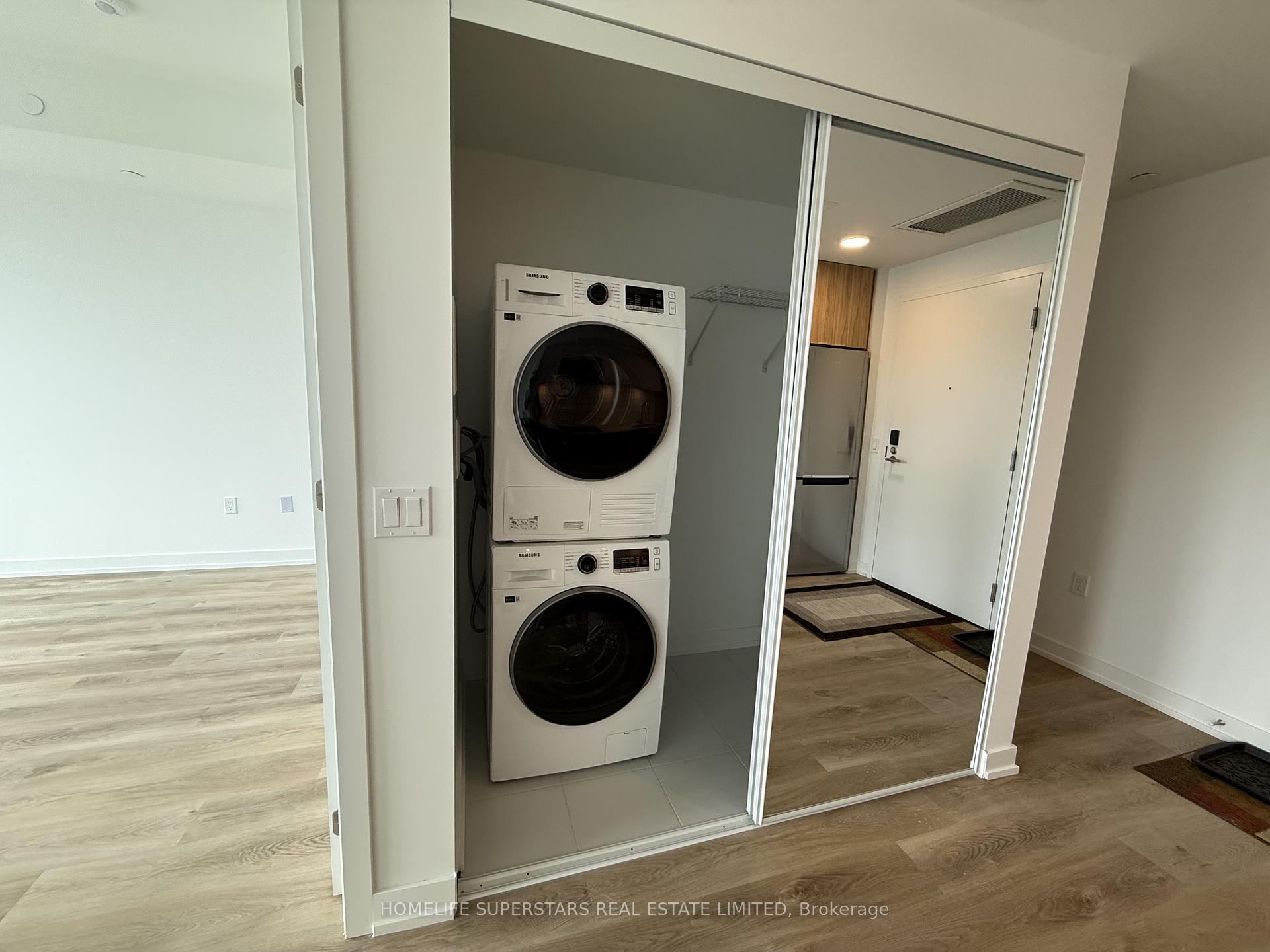 Photo 5 of Unit 302, 6 Chartwell Road, Etobicoke, Stonegate-Queensway — HOMEH