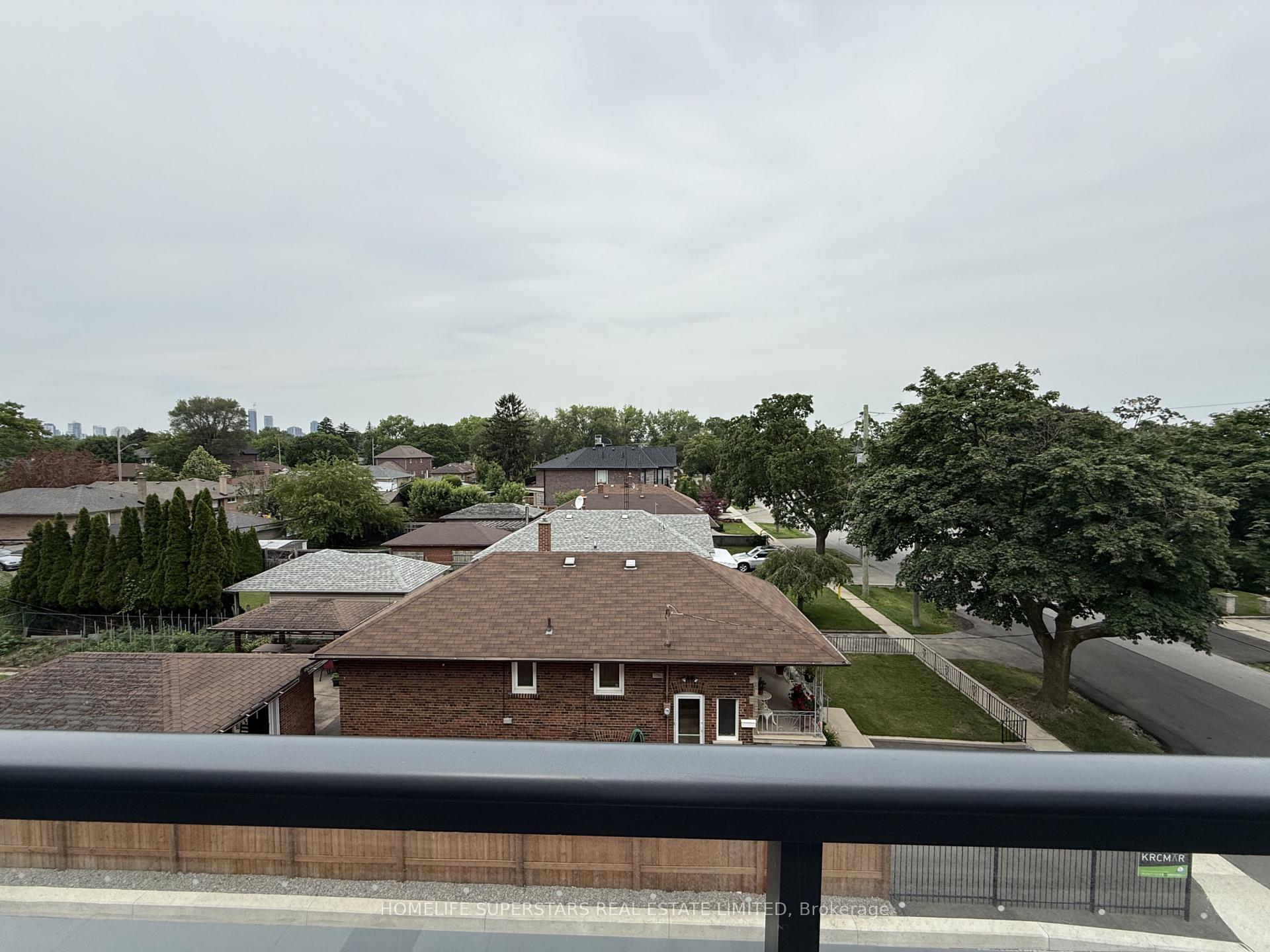 Photo 9 of Unit 302, 6 Chartwell Road, Etobicoke, Stonegate-Queensway — HOMEH