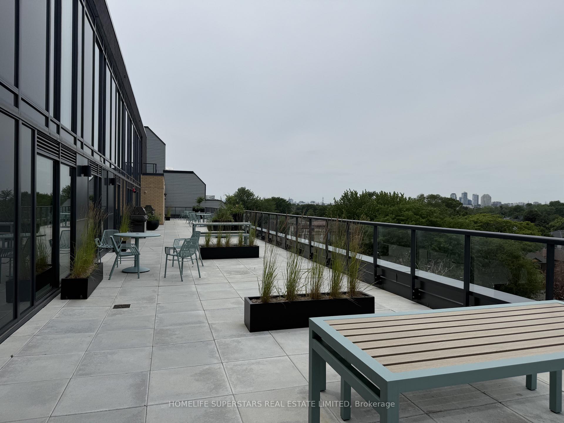 Photo 12 of Unit 302, 6 Chartwell Road, Etobicoke, Stonegate-Queensway — HOMEH