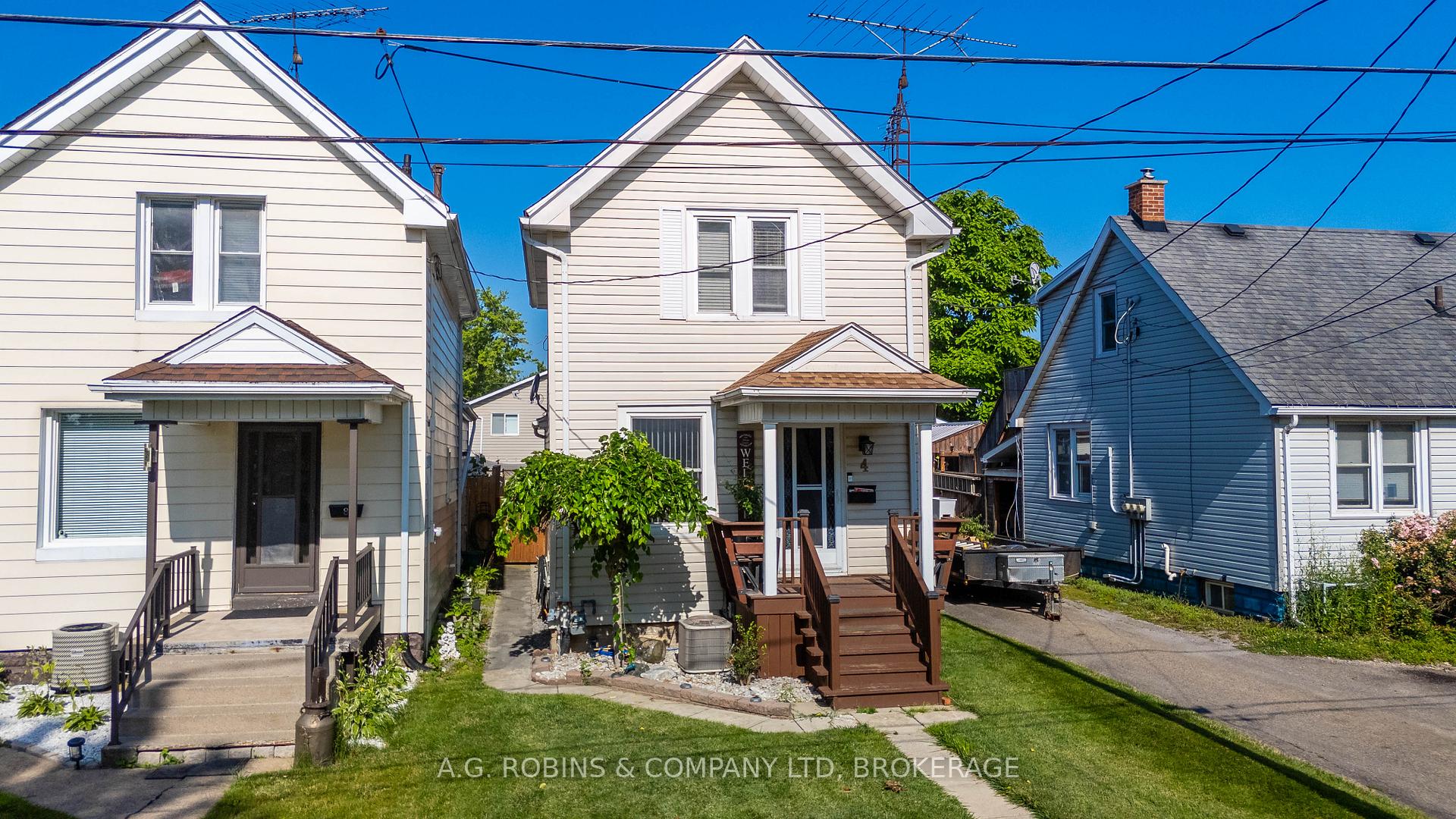 Photo 3 of 4 Clifford Avenue, Welland, Broadway — HOMEH