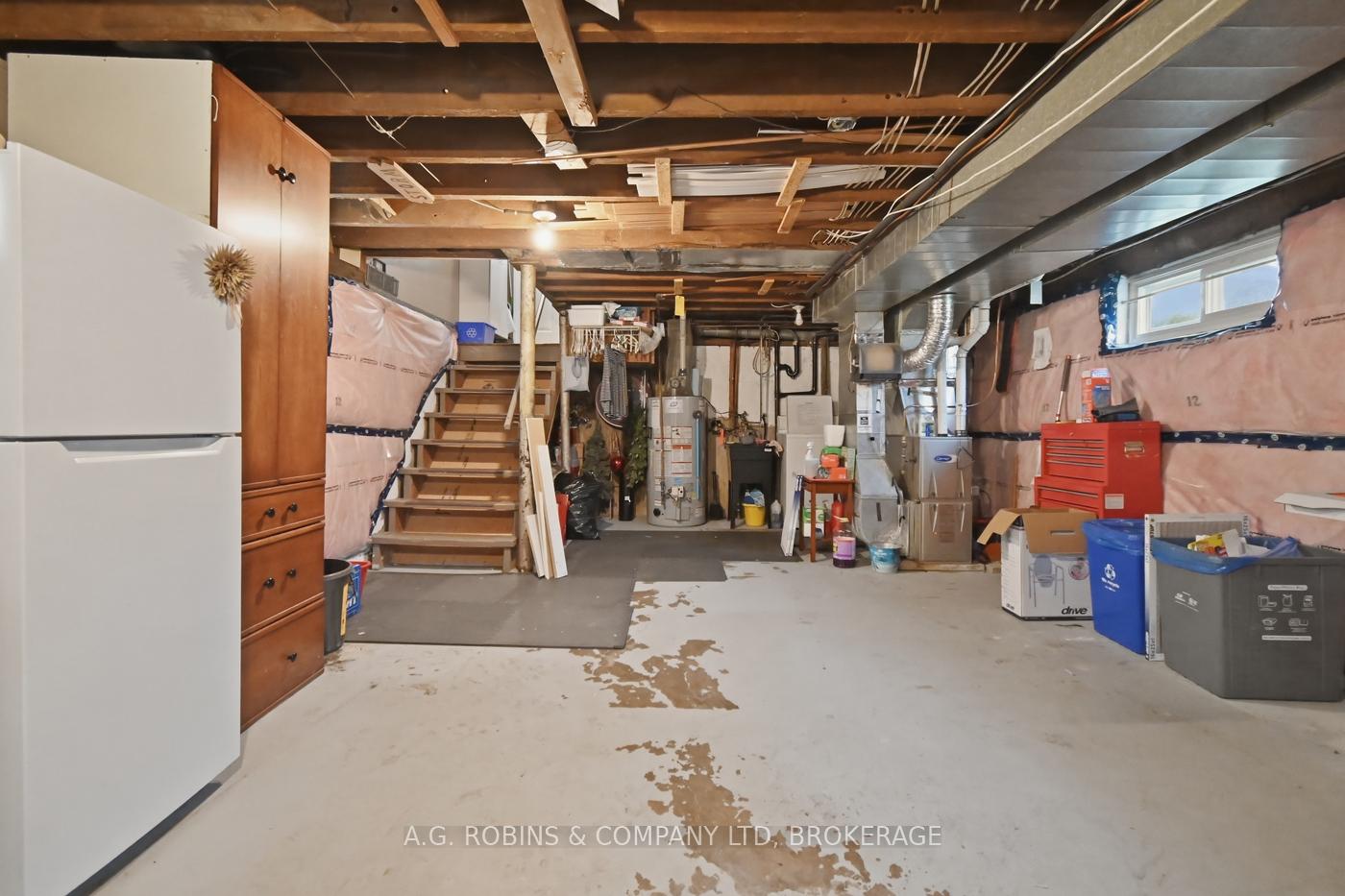 Photo 27 of 4 Clifford Avenue, Welland, Broadway — HOMEH