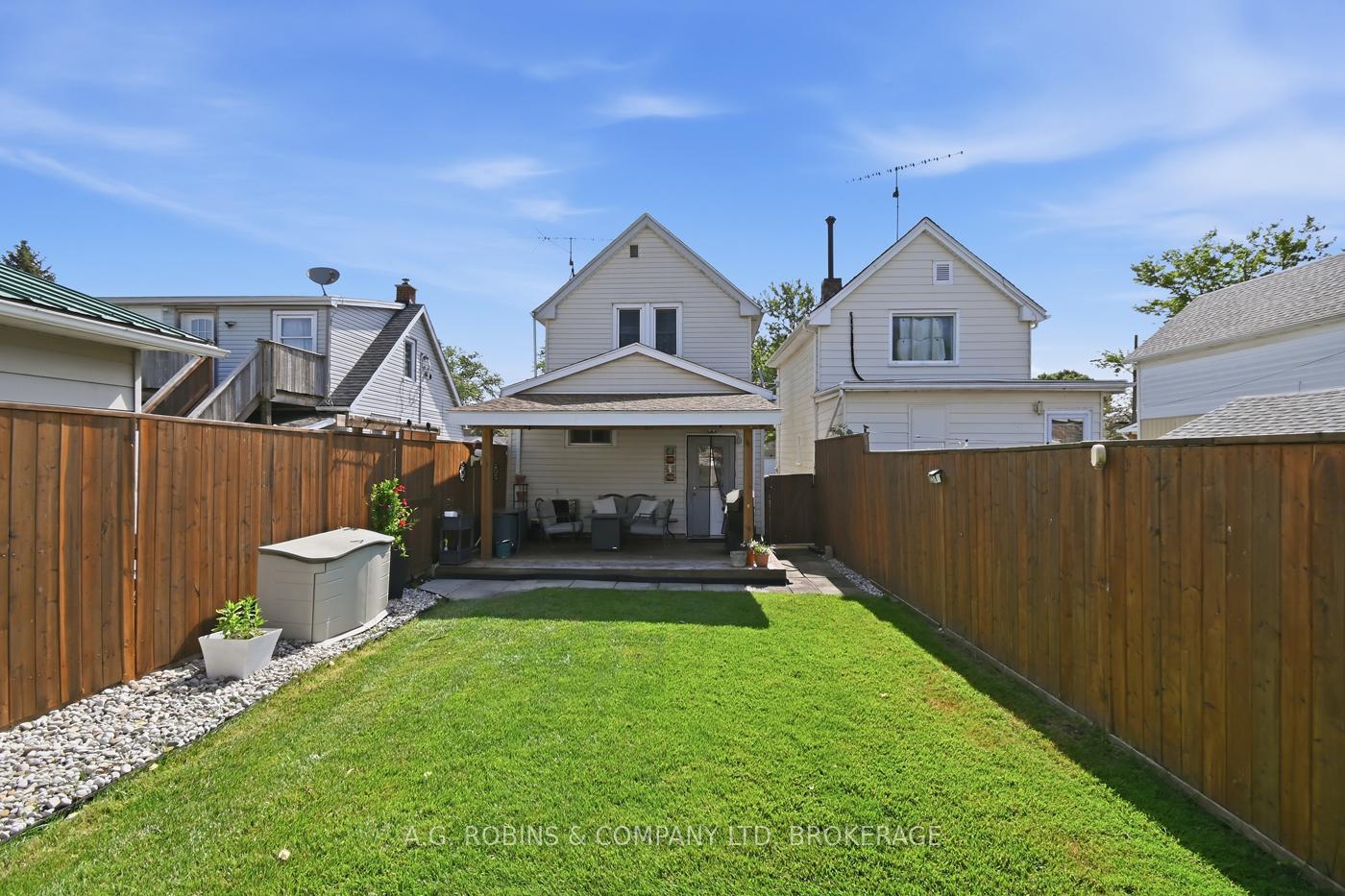 Photo 30 of 4 Clifford Avenue, Welland, Broadway — HOMEH