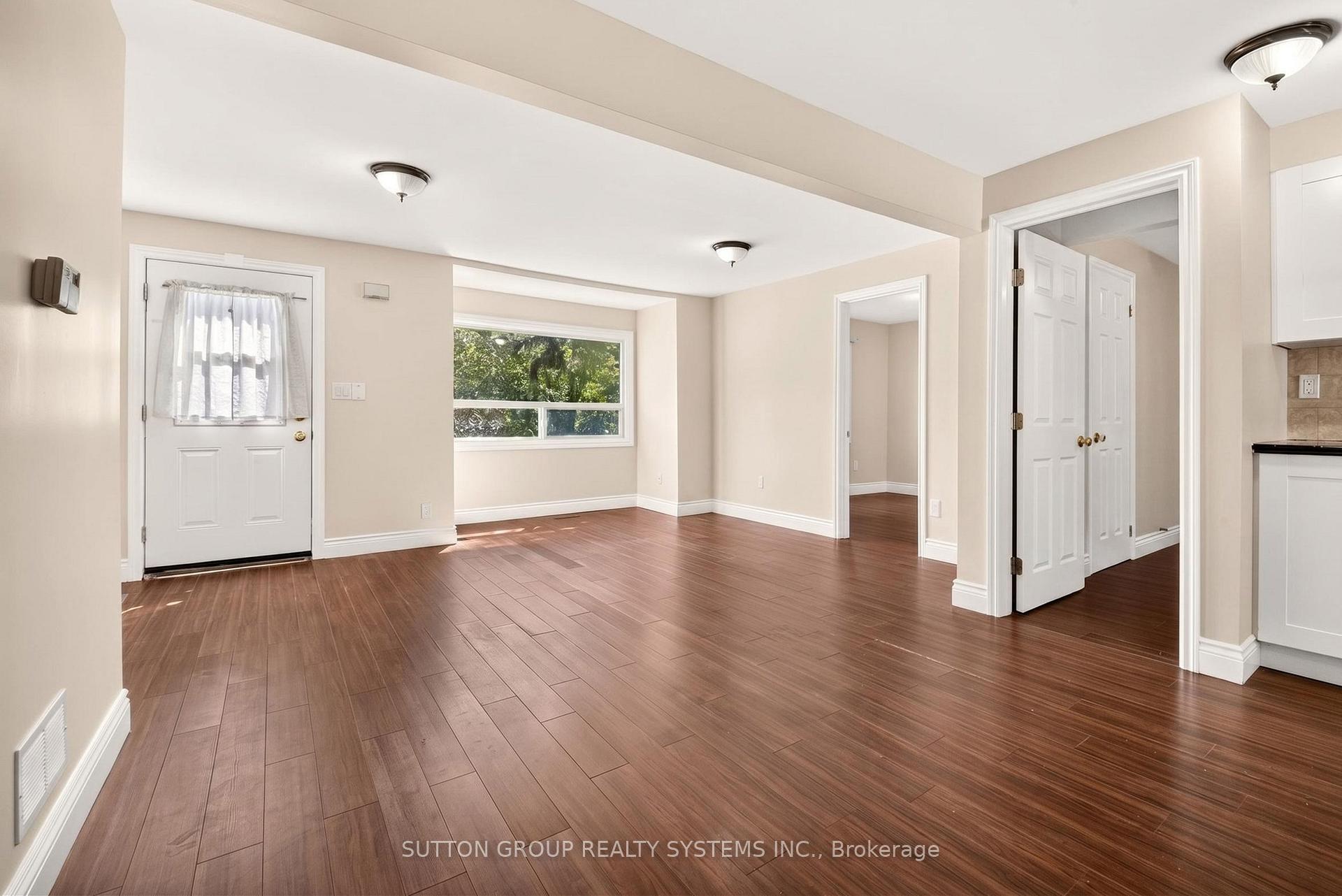 Photo 6 of 2082 Lilac Drive, Innisfil, Alcona — HOMEH
