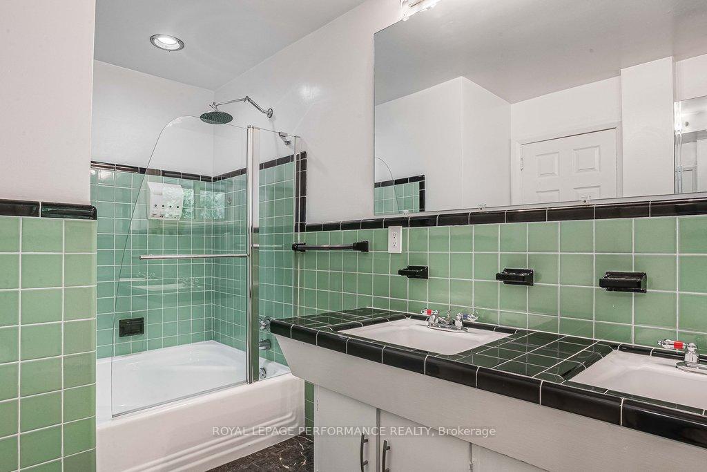 Photo 15 of 536 Dovercourt Avenue, Ottawa, Laurentianview — HOMEH