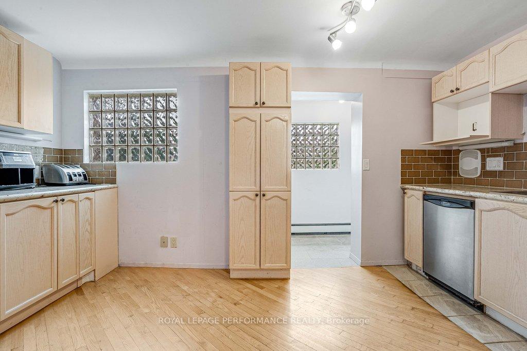 Photo 22 of 536 Dovercourt Avenue, Ottawa, Laurentianview — HOMEH