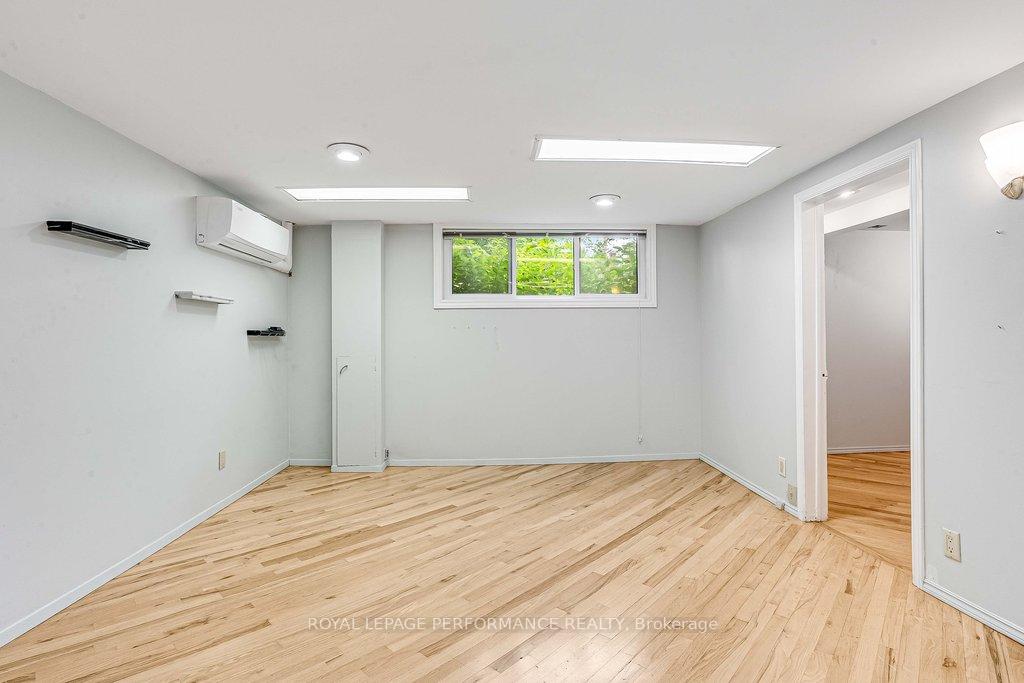 Photo 25 of 536 Dovercourt Avenue, Ottawa, Laurentianview — HOMEH