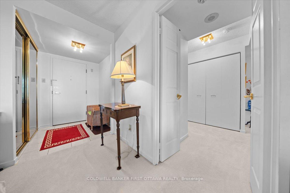 Photo 4 of Unit 606, 1510 Riverside Drive W, Ottawa, Riverview Park — HOMEH