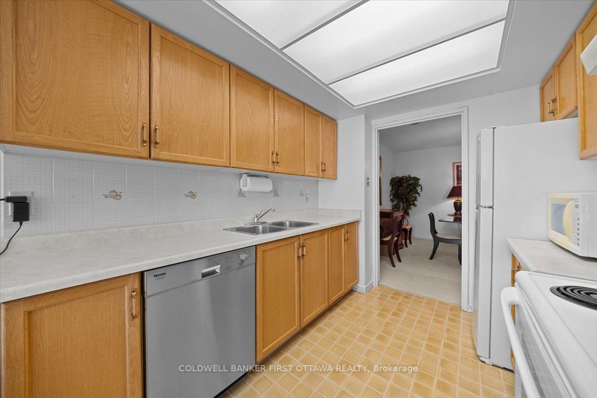 Photo 12 of Unit 606, 1510 Riverside Drive W, Ottawa, Riverview Park — HOMEH