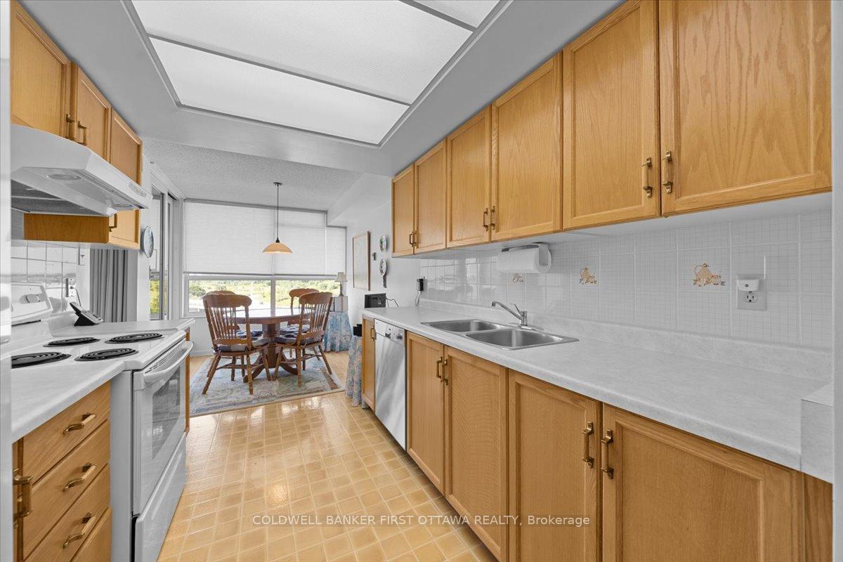 Photo 14 of Unit 606, 1510 Riverside Drive W, Ottawa, Riverview Park — HOMEH