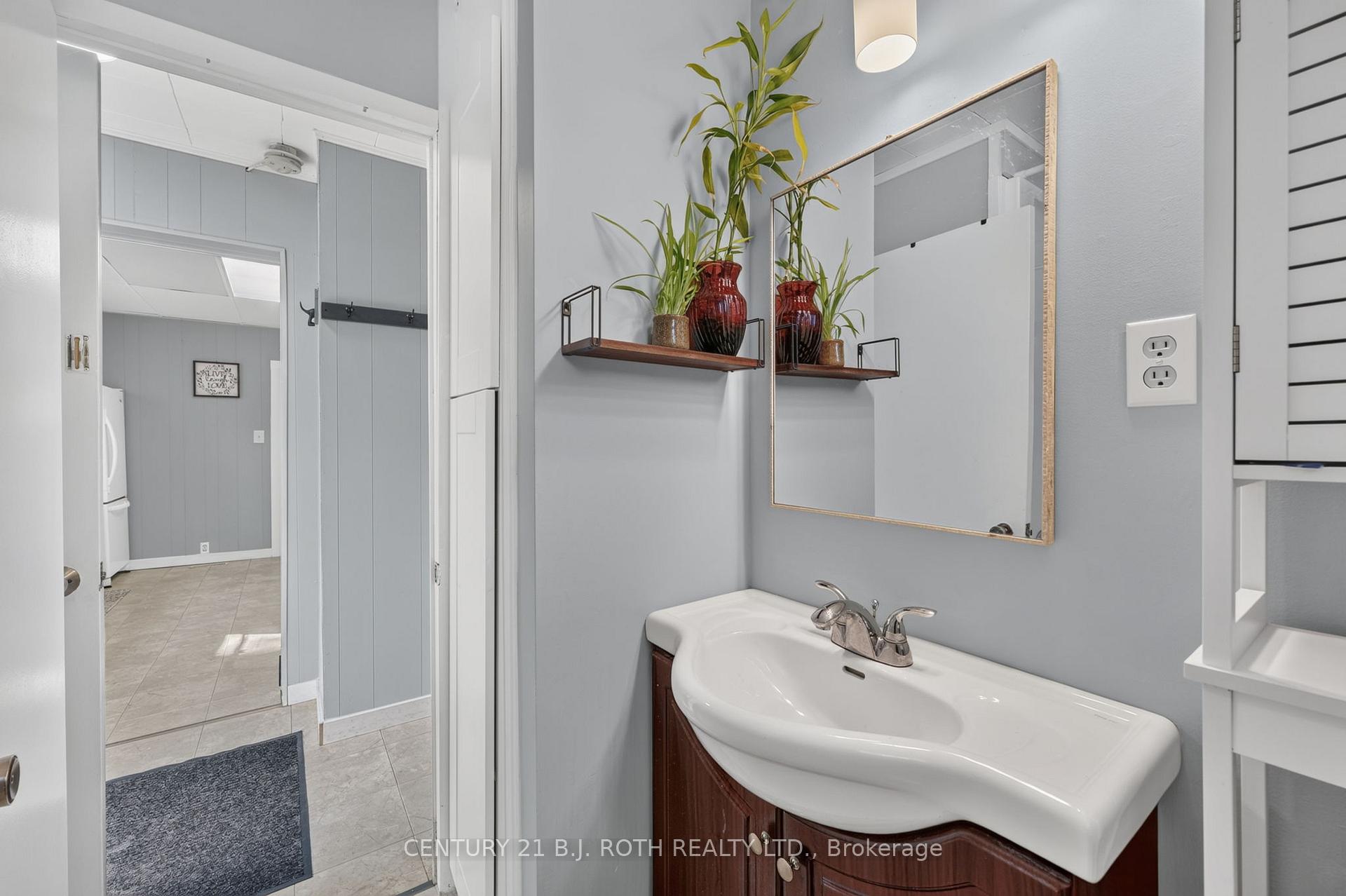 Photo 10 of 232 Mary Street, Orillia — HOMEH