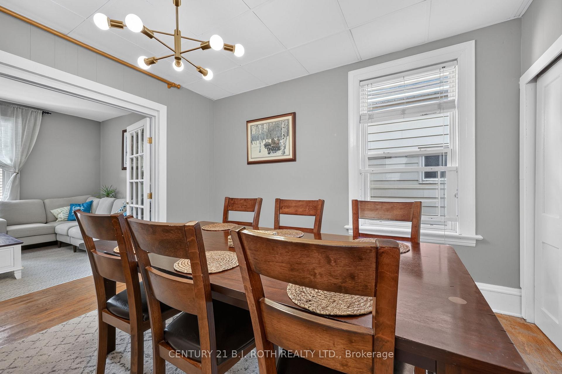 Photo 13 of 232 Mary Street, Orillia — HOMEH