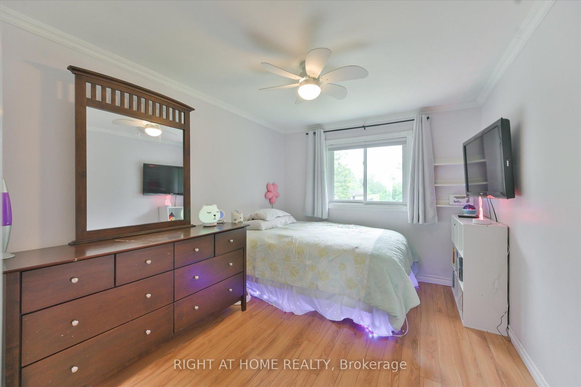 Photo 14 of 158 Mcfarlin Drive, West Grey — HOMEH