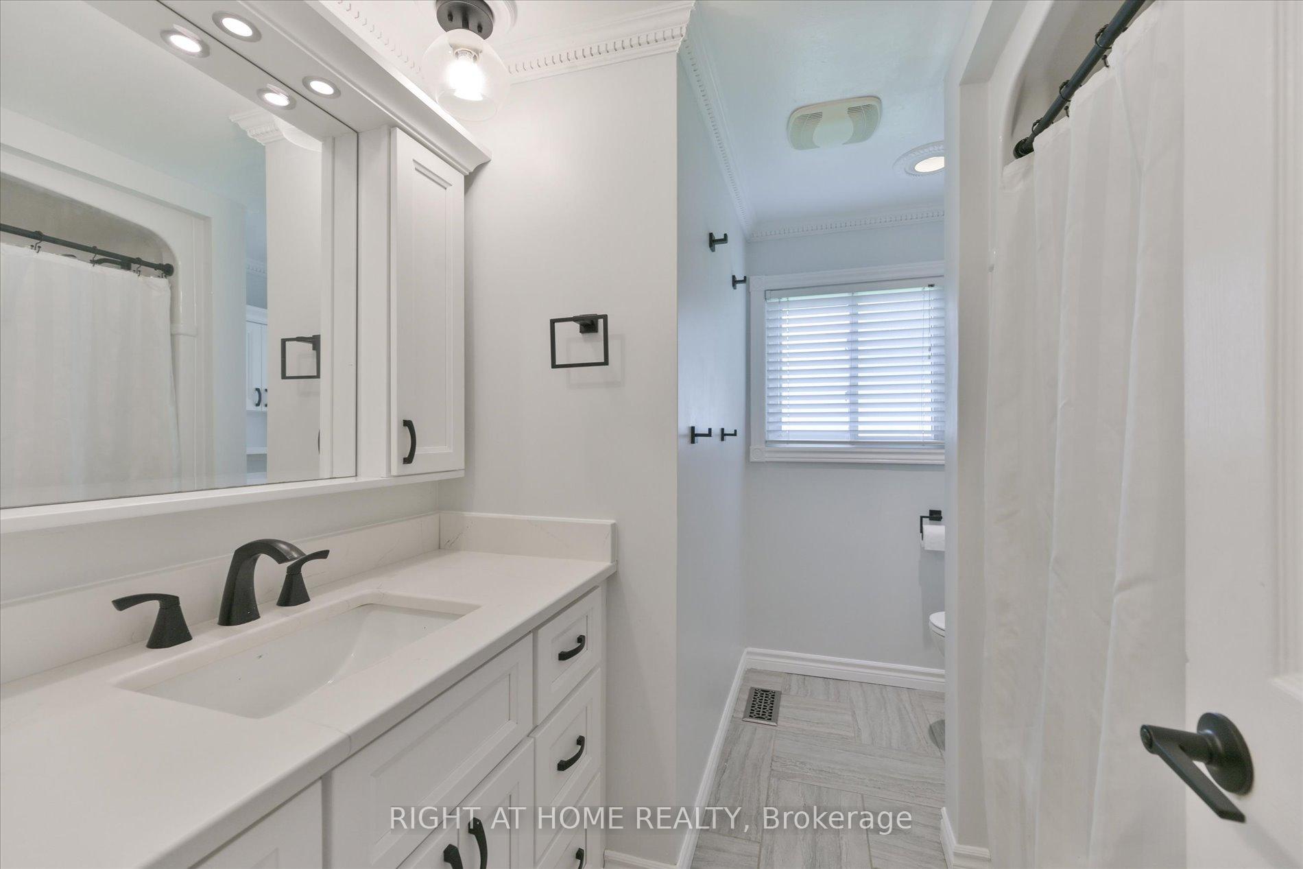 Photo 17 of 158 Mcfarlin Drive, West Grey — HOMEH