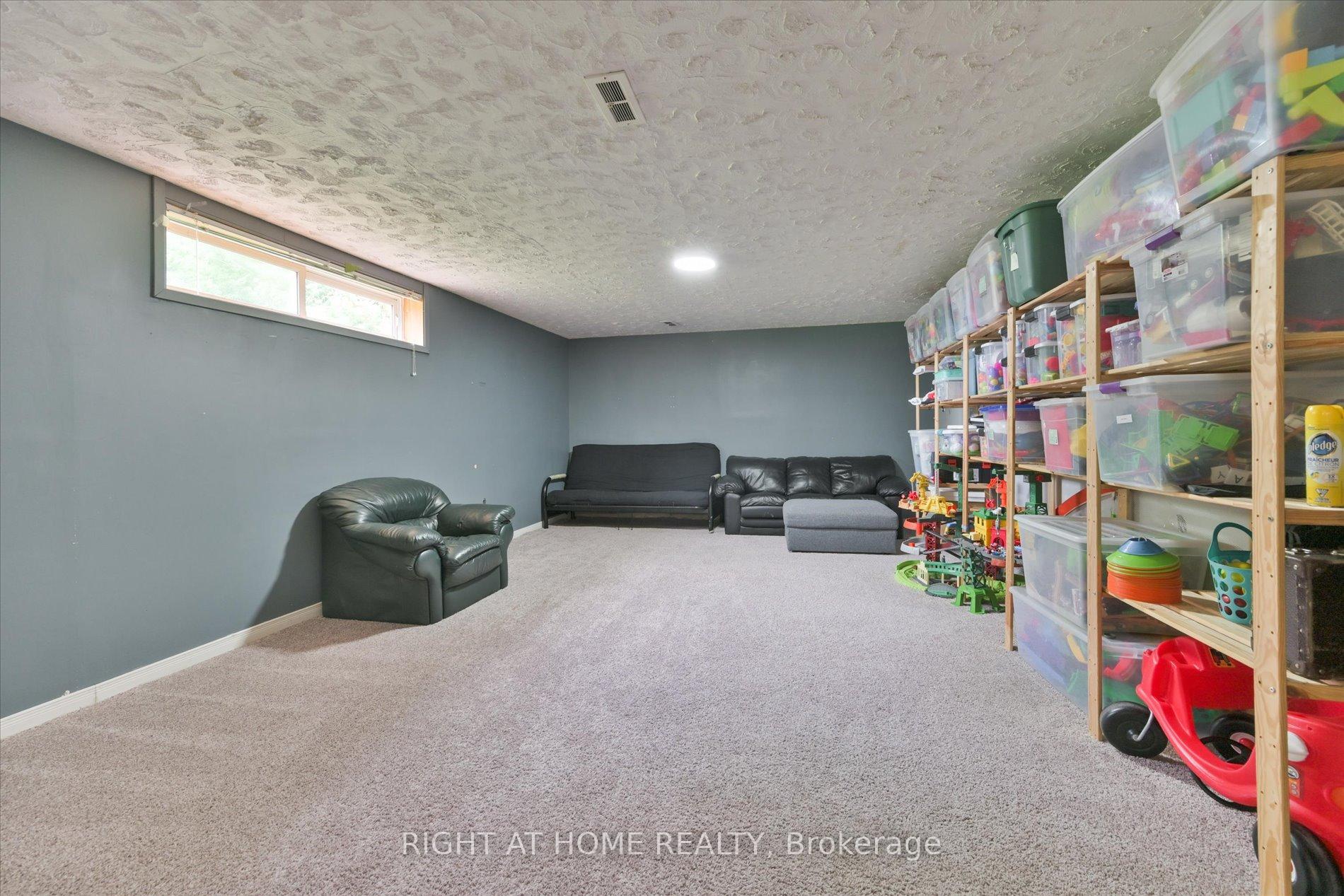Photo 20 of 158 Mcfarlin Drive, West Grey — HOMEH