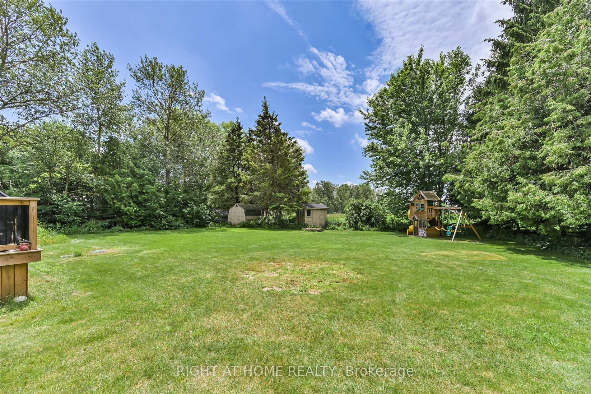 Photo 23 of 158 Mcfarlin Drive, West Grey — HOMEH