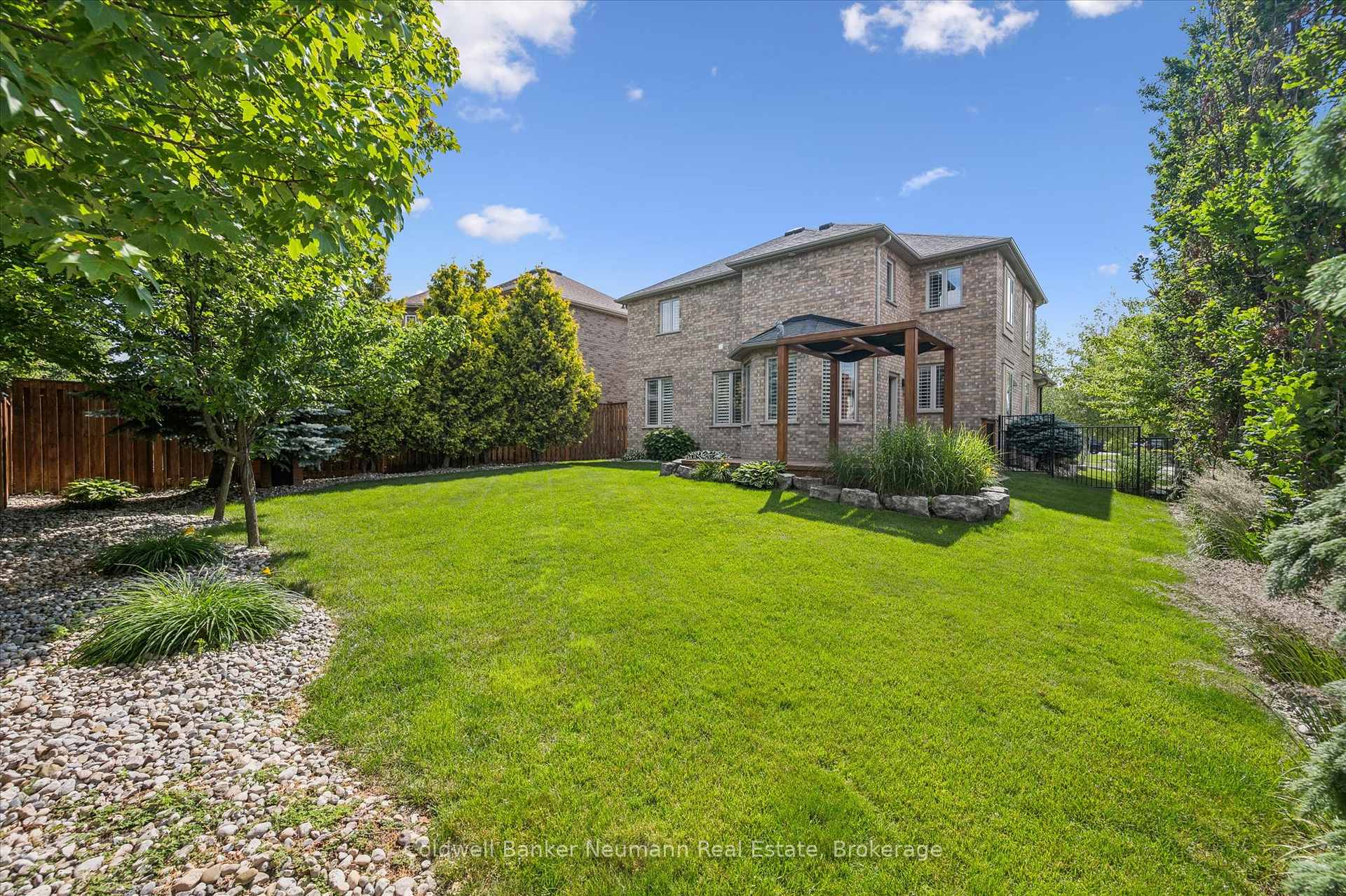 Photo 32 of 2 Sweeney Drive, Guelph, Kortright East — HOMEH