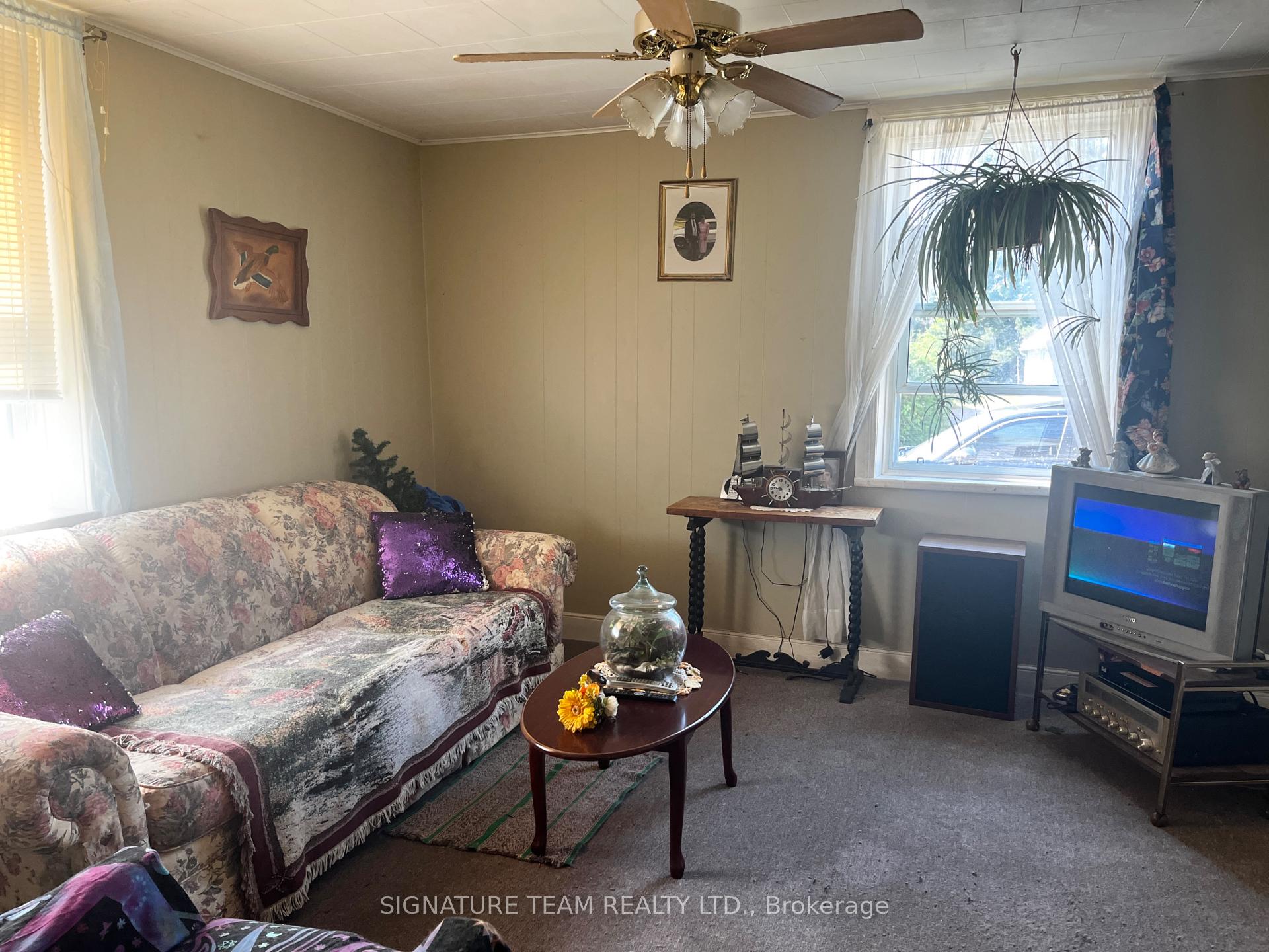 Photo 7 of 207 Jane Street, Bonnechere Valley, Eganville/Bonnechere Twp — HOMEH