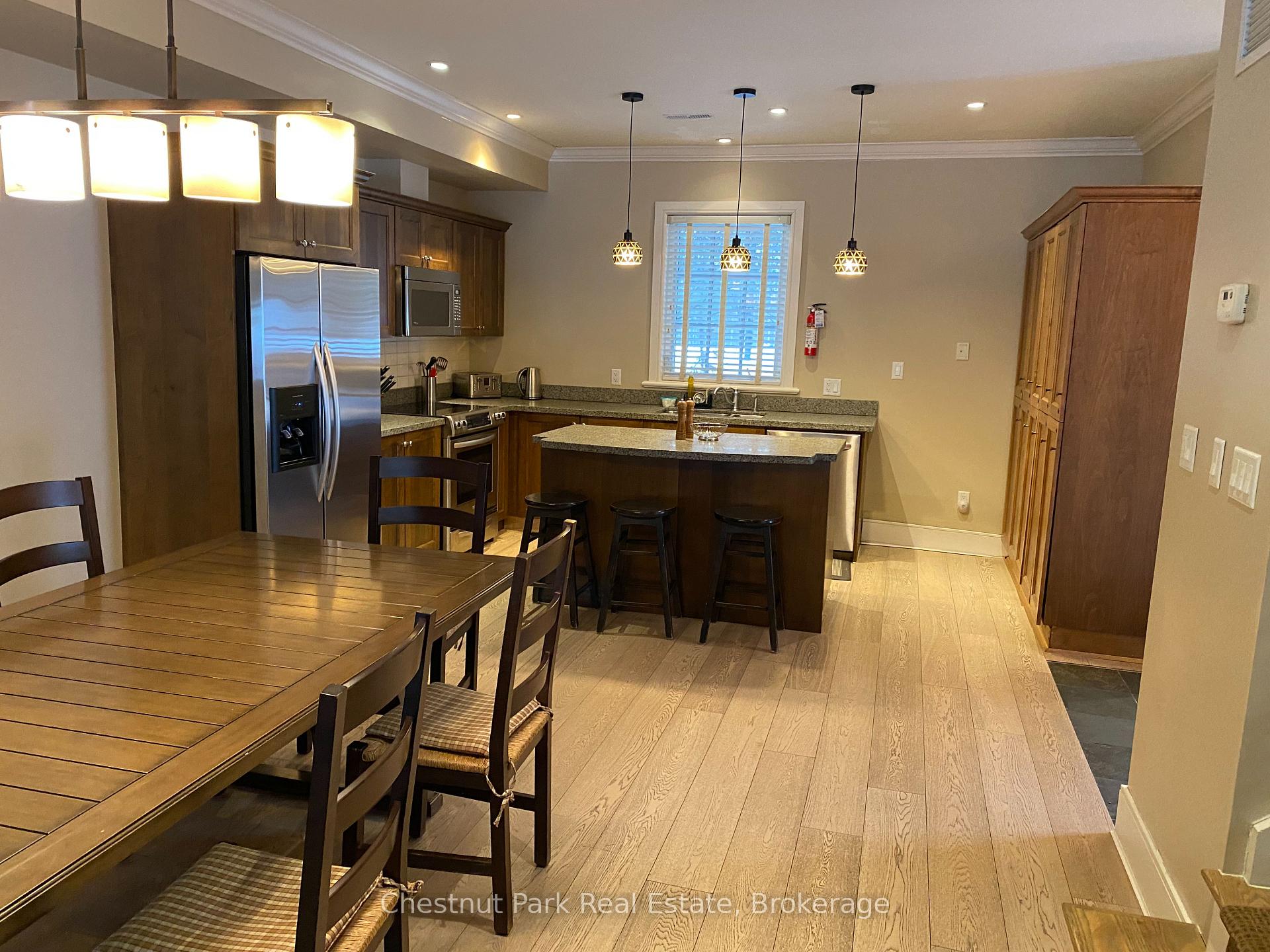 Photo 5 of 101 Emerald Hill Court S, Seguin — HOMEH