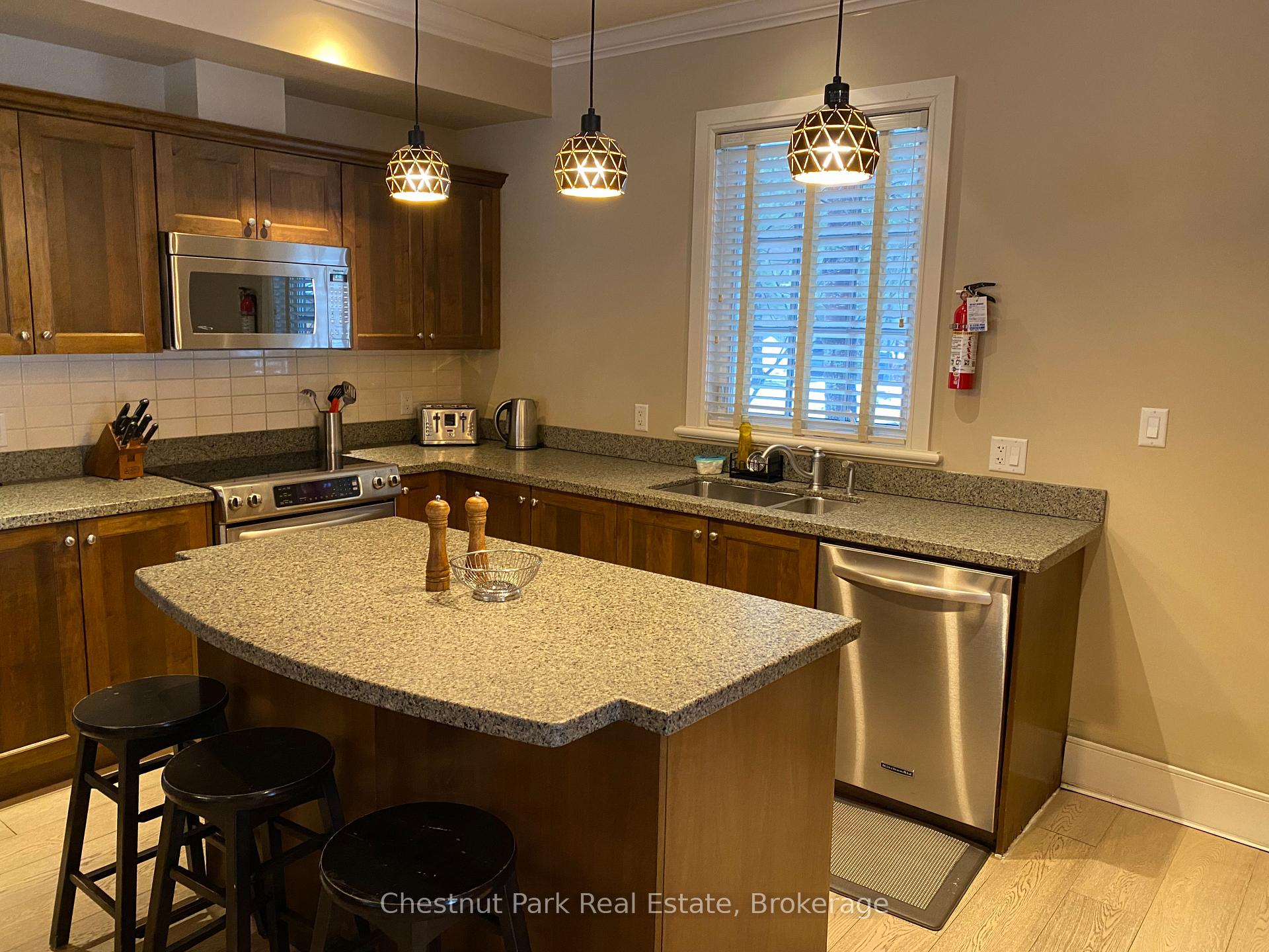 Photo 7 of 101 Emerald Hill Court S, Seguin — HOMEH