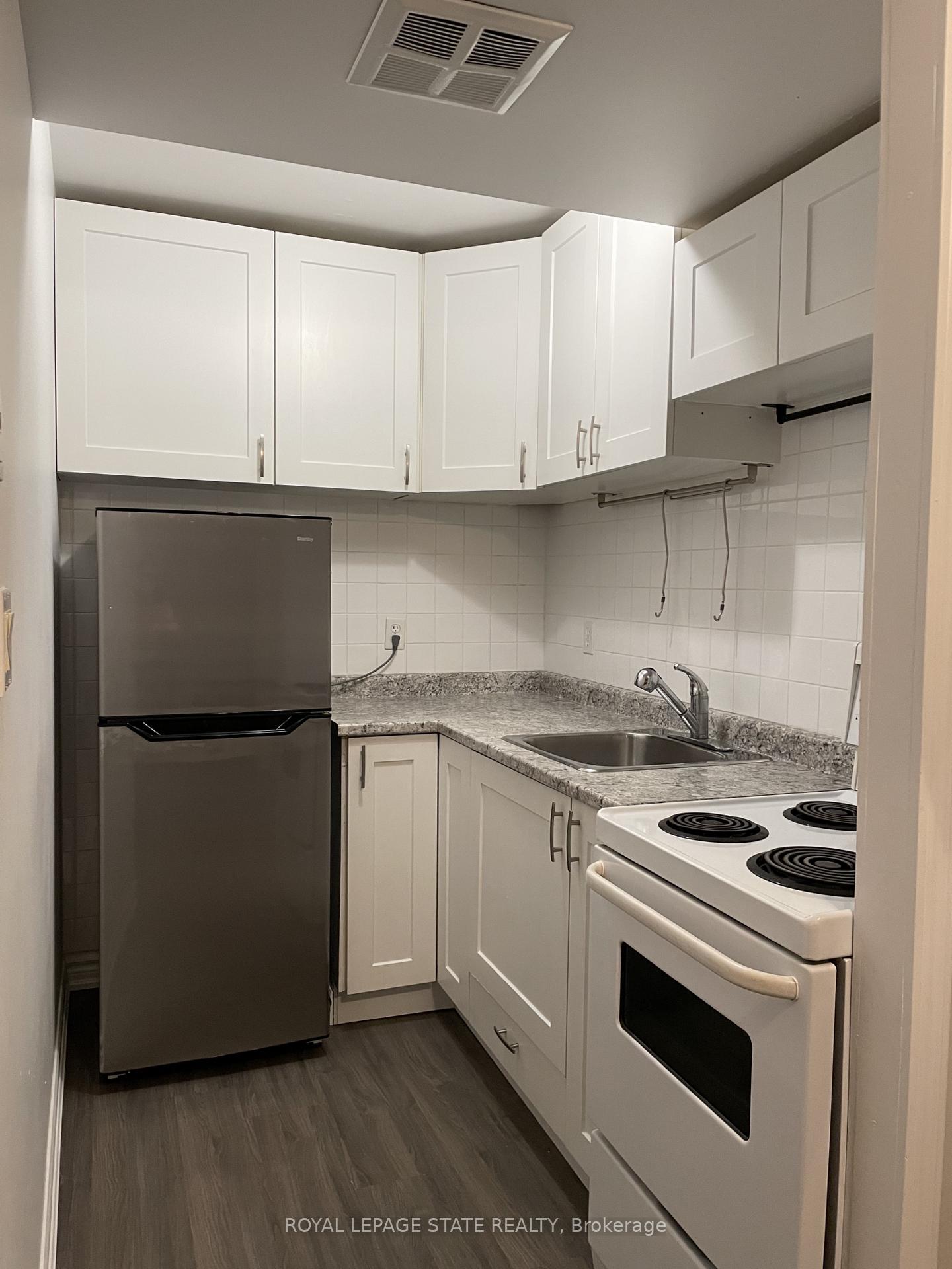 Photo 11 of Unit 2005, 150 Charlton Avenue E, Hamilton, Corktown — HOMEH
