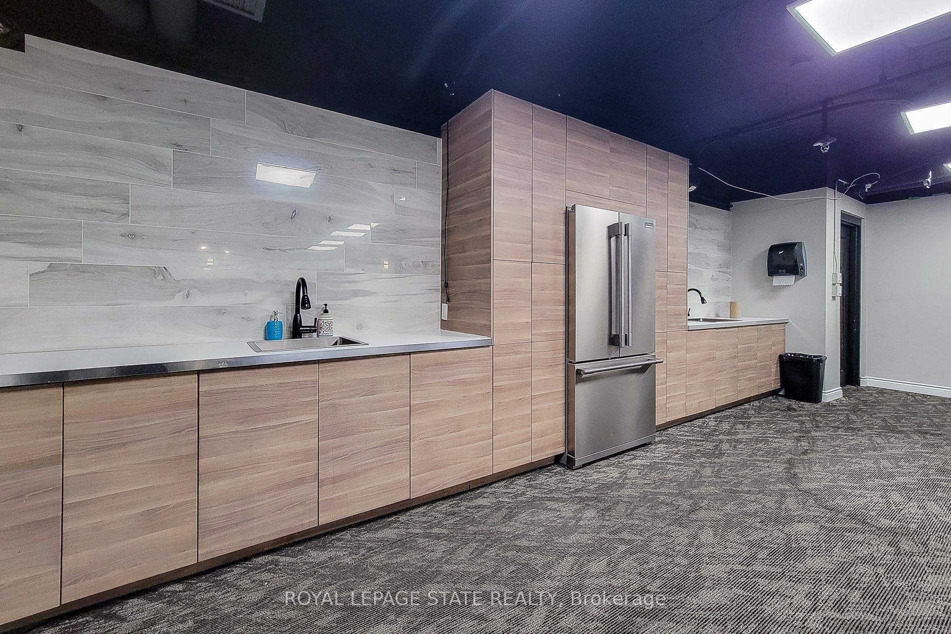 Photo 32 of Unit 2005, 150 Charlton Avenue E, Hamilton, Corktown — HOMEH