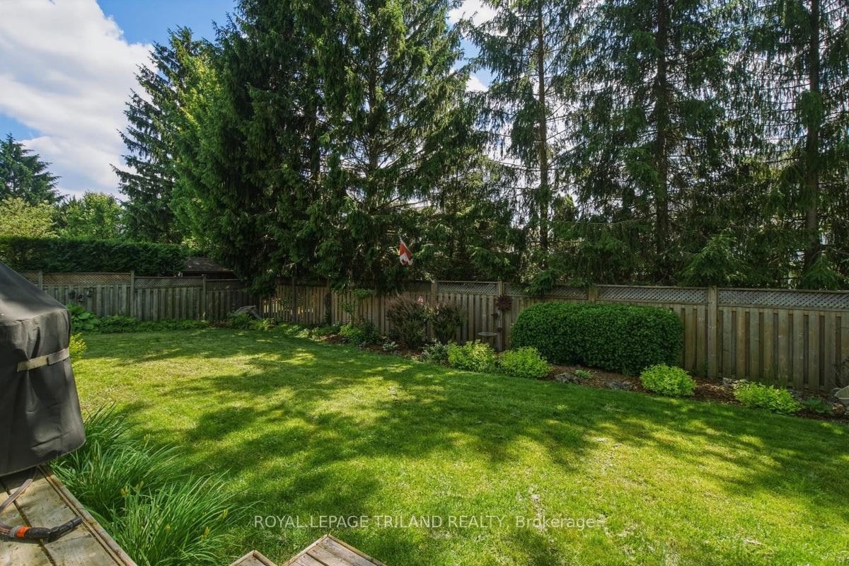 Photo 28 of 140 Hartson Road, London, North O — HOMEH