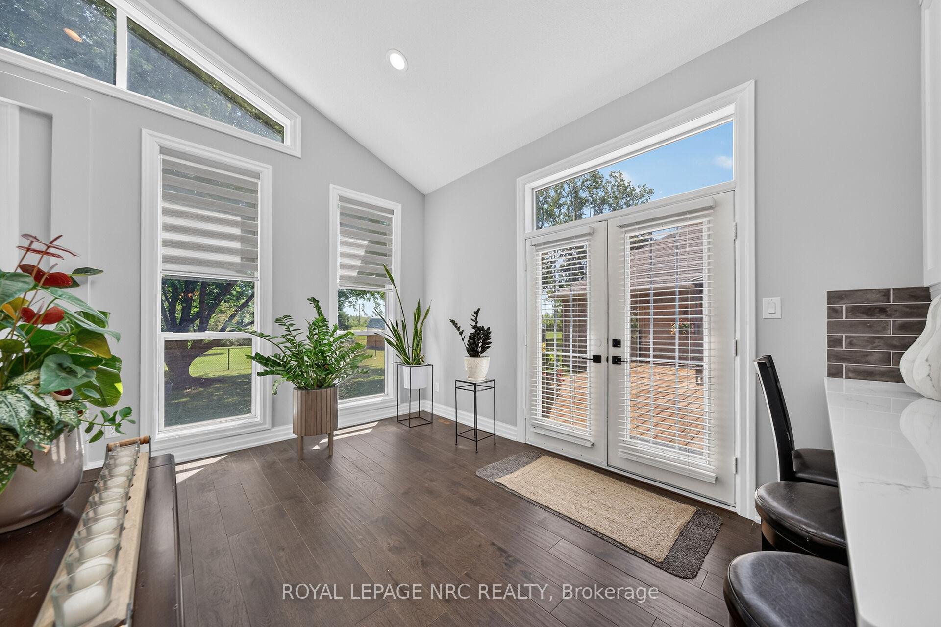 Photo 18 of 410 Kingsway Road, Welland, Dain City — HOMEH
